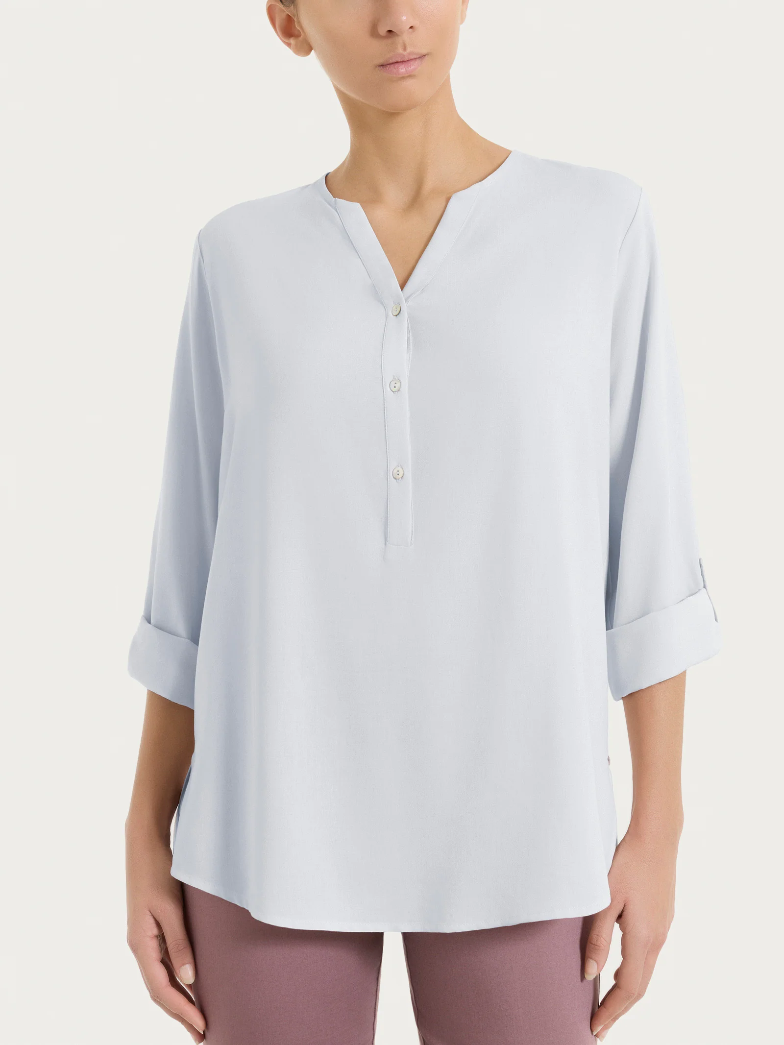 Blusa a serafino con manica risvoltabile in Voile Stretch - Lilac Hint