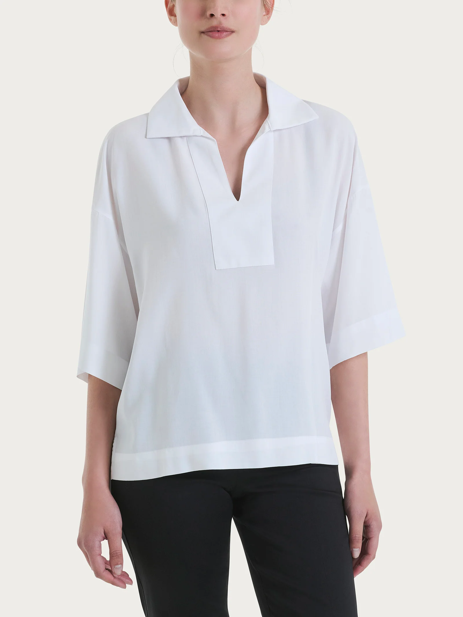 Blusa con colletto polo in EcoSeta - Bianco