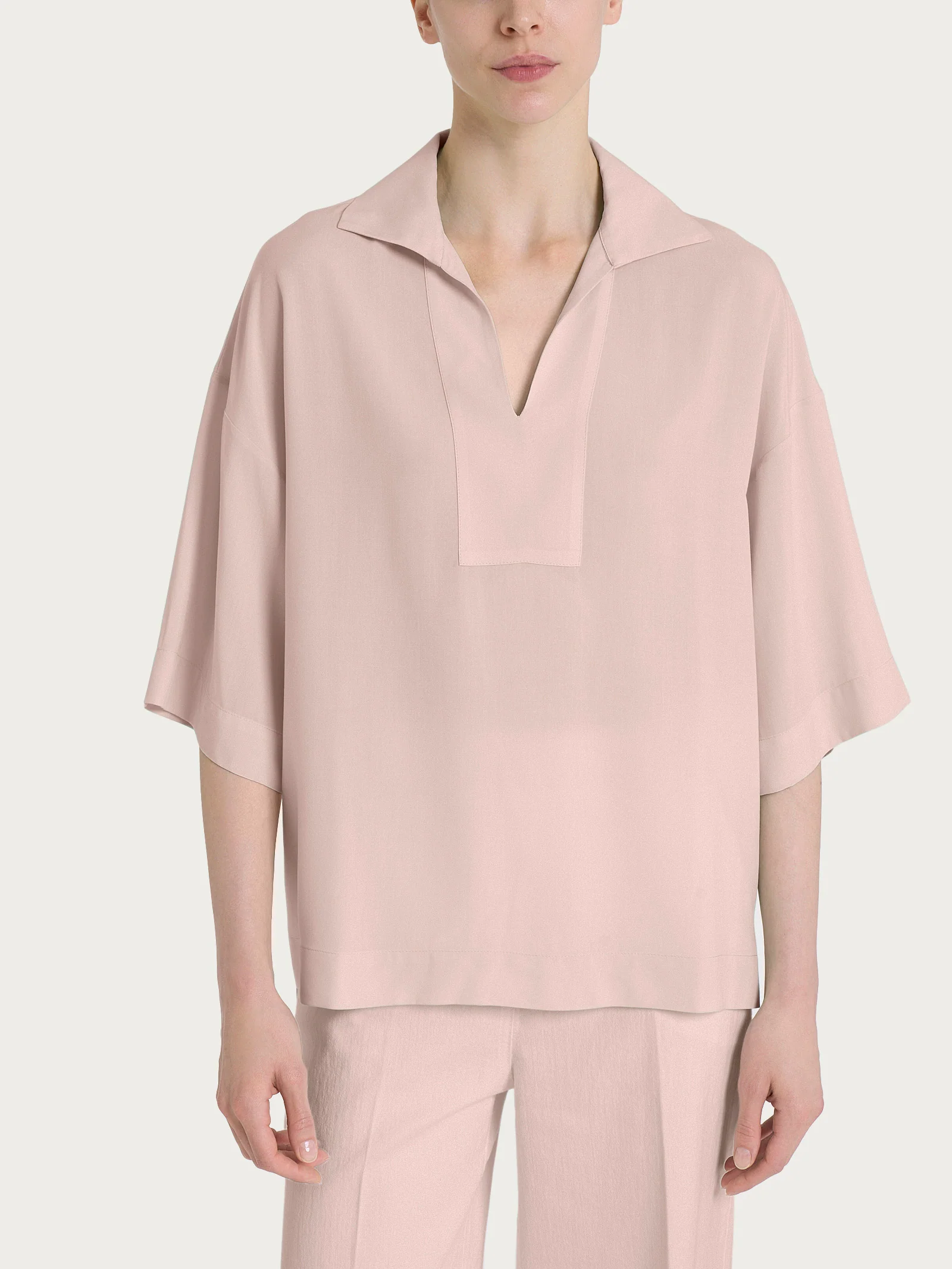 Blusa con colletto polo in EcoSeta - Cameo Rose