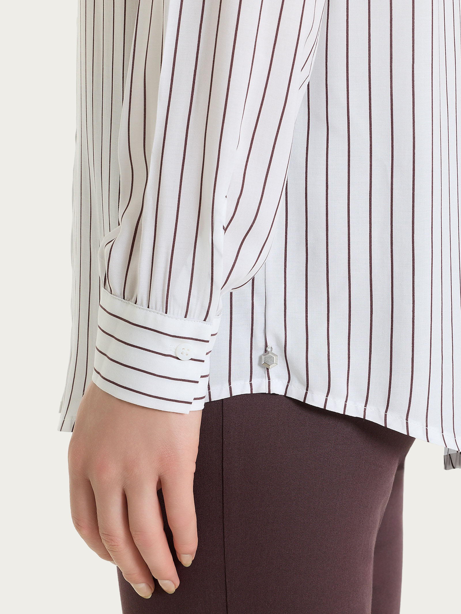 Camicia a righe in EcoSeta - Fant. Raisin - Image 4
