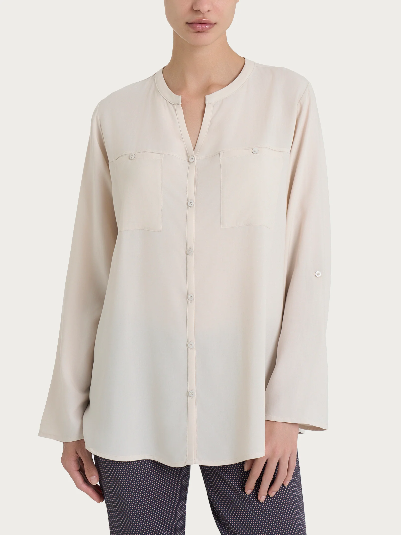 Camicia con collo alla coreana in EcoSeta - Champignon