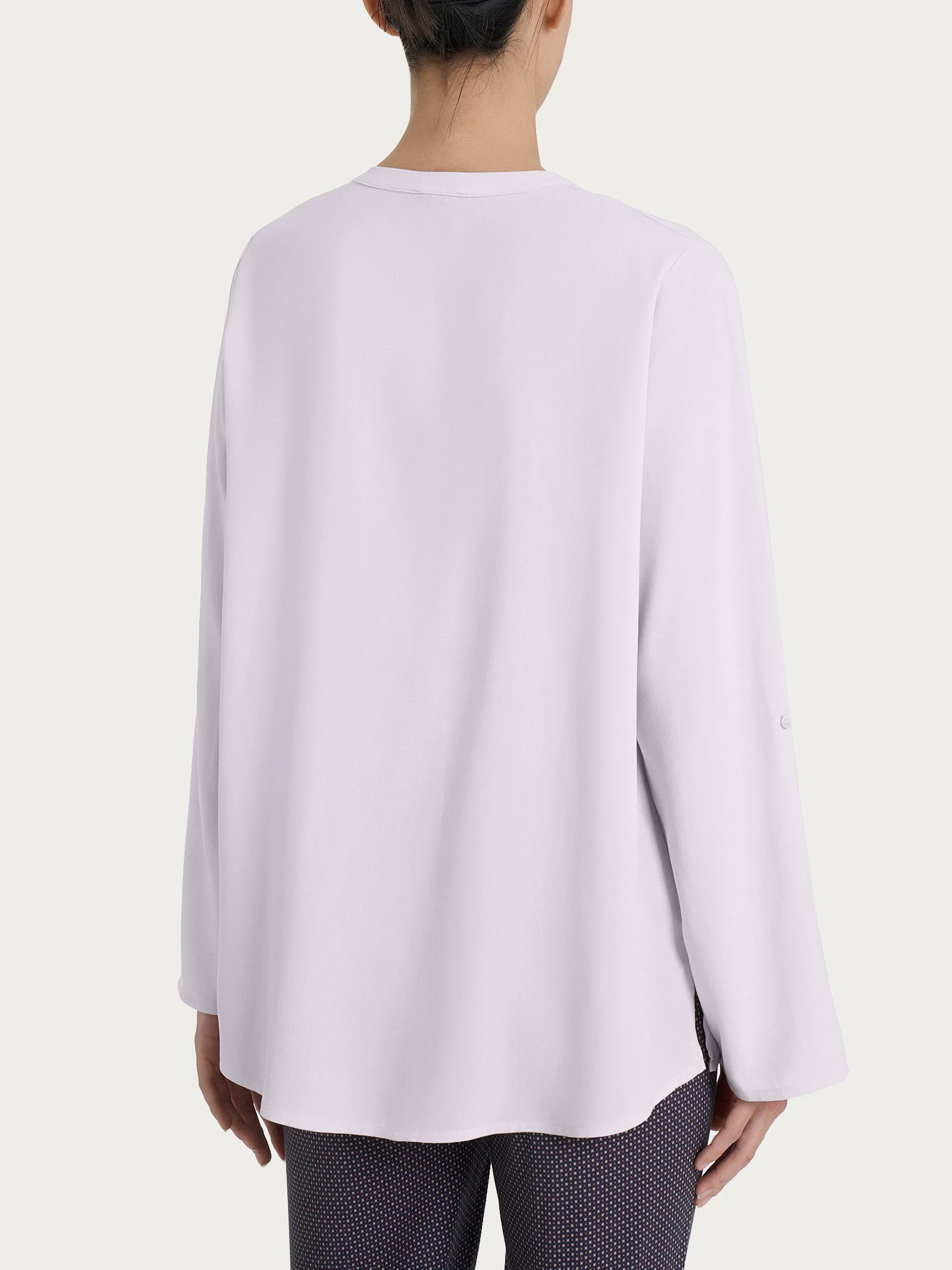 Camicia con collo alla coreana in EcoSeta - Orchid Hush - Image 2