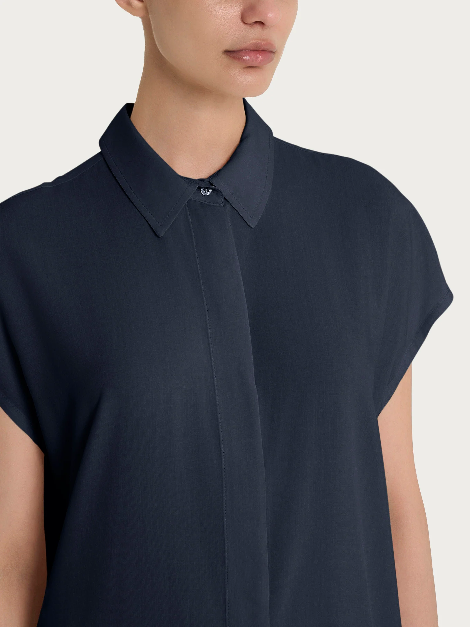 Camicia con manica corta a kimono in Ecoseta - Bleu - Image 3