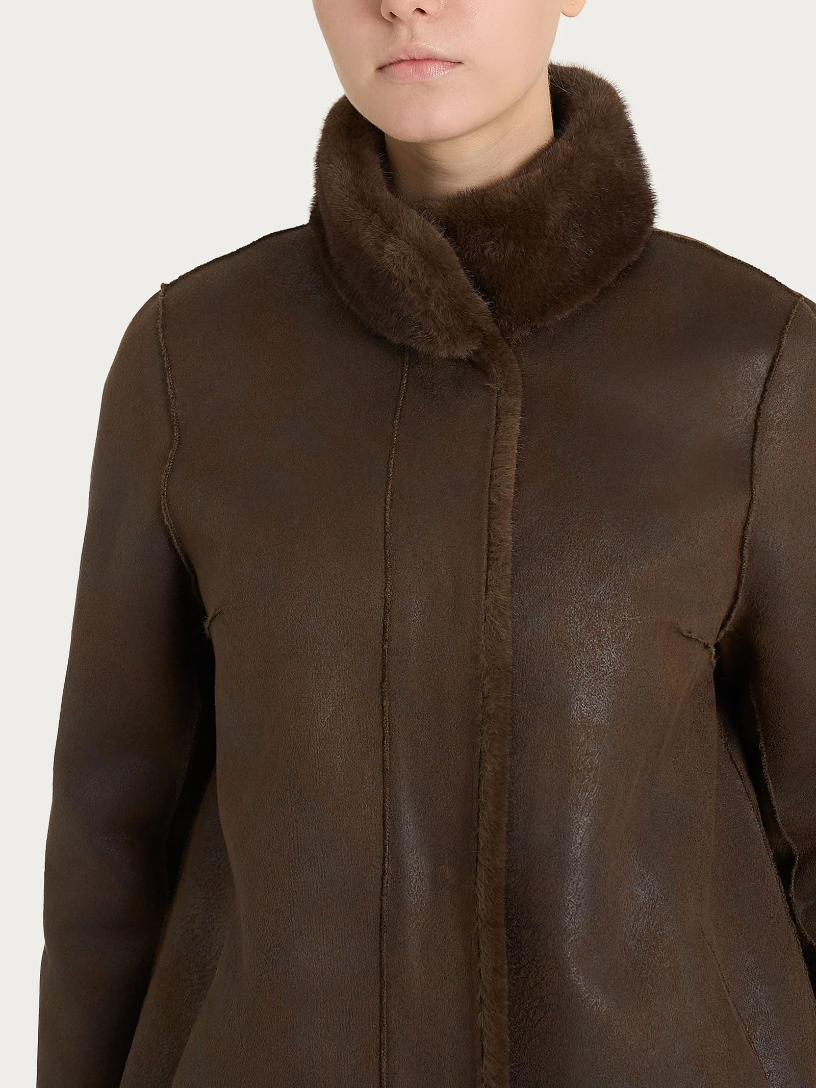 Cappotto double-face in Vegan Fur - Chocolate Torte - Image 5