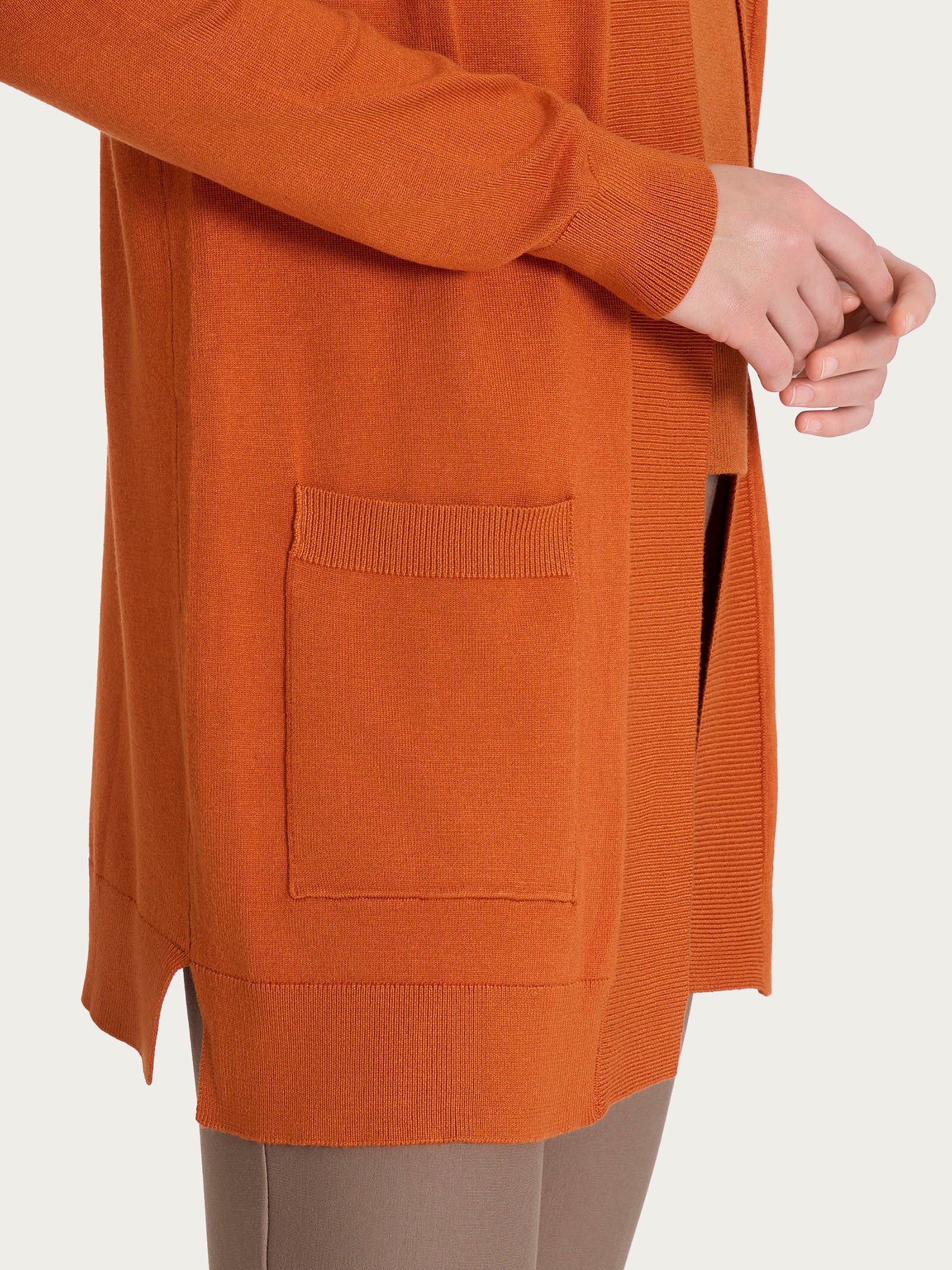 Cardigan con bottoni Four Seasons - Rust - Image 3