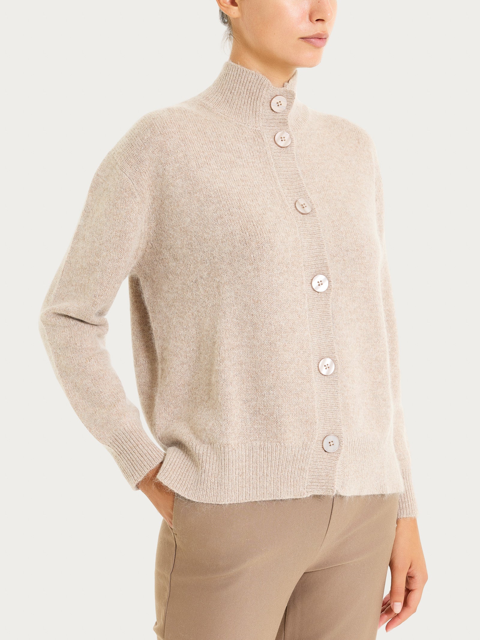 Cardigan con collo alto in Natural Soft - Zenzero Mel.