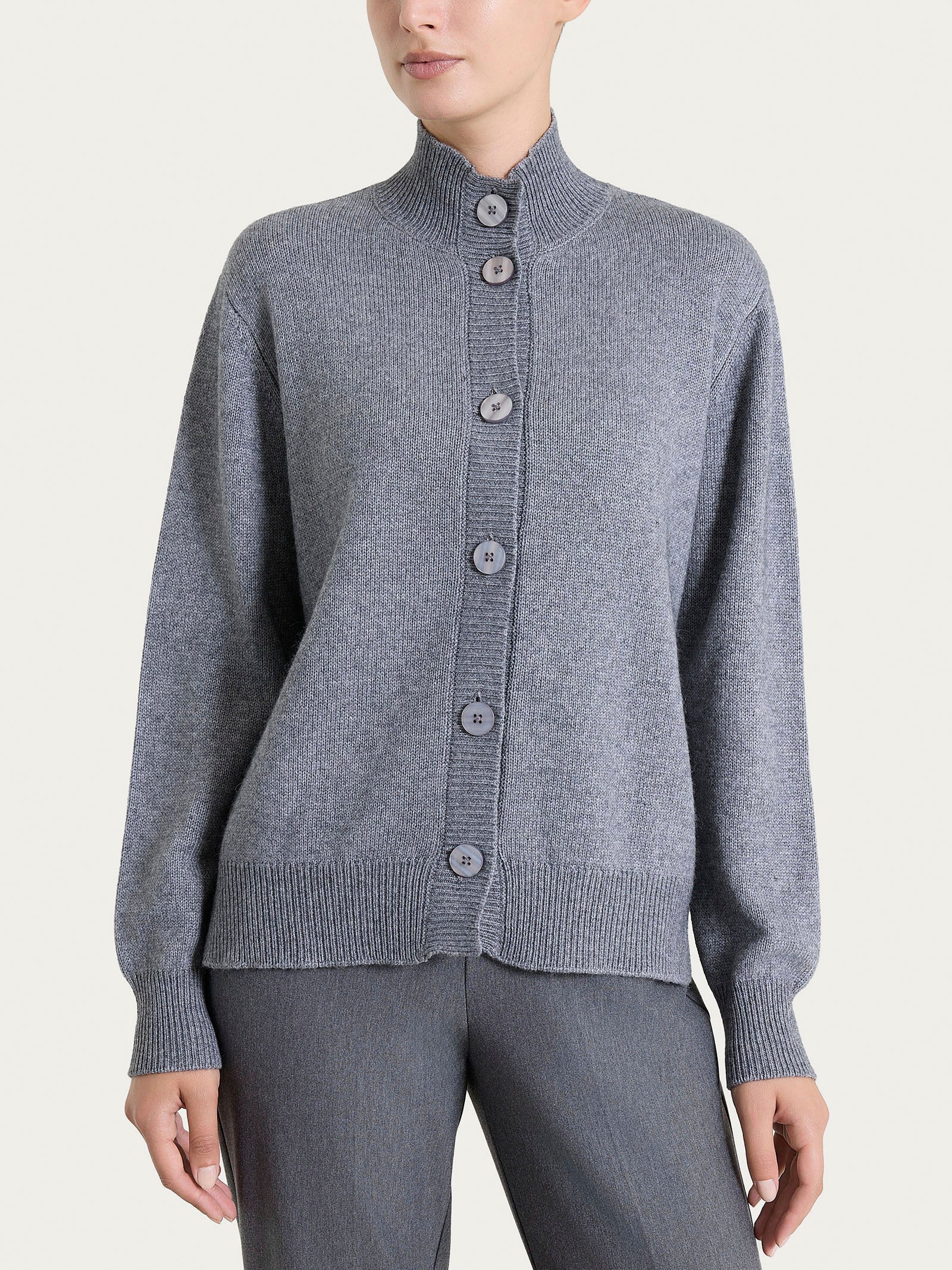 Cardigan con collo alto in Natural Soft - Ferro Mel.