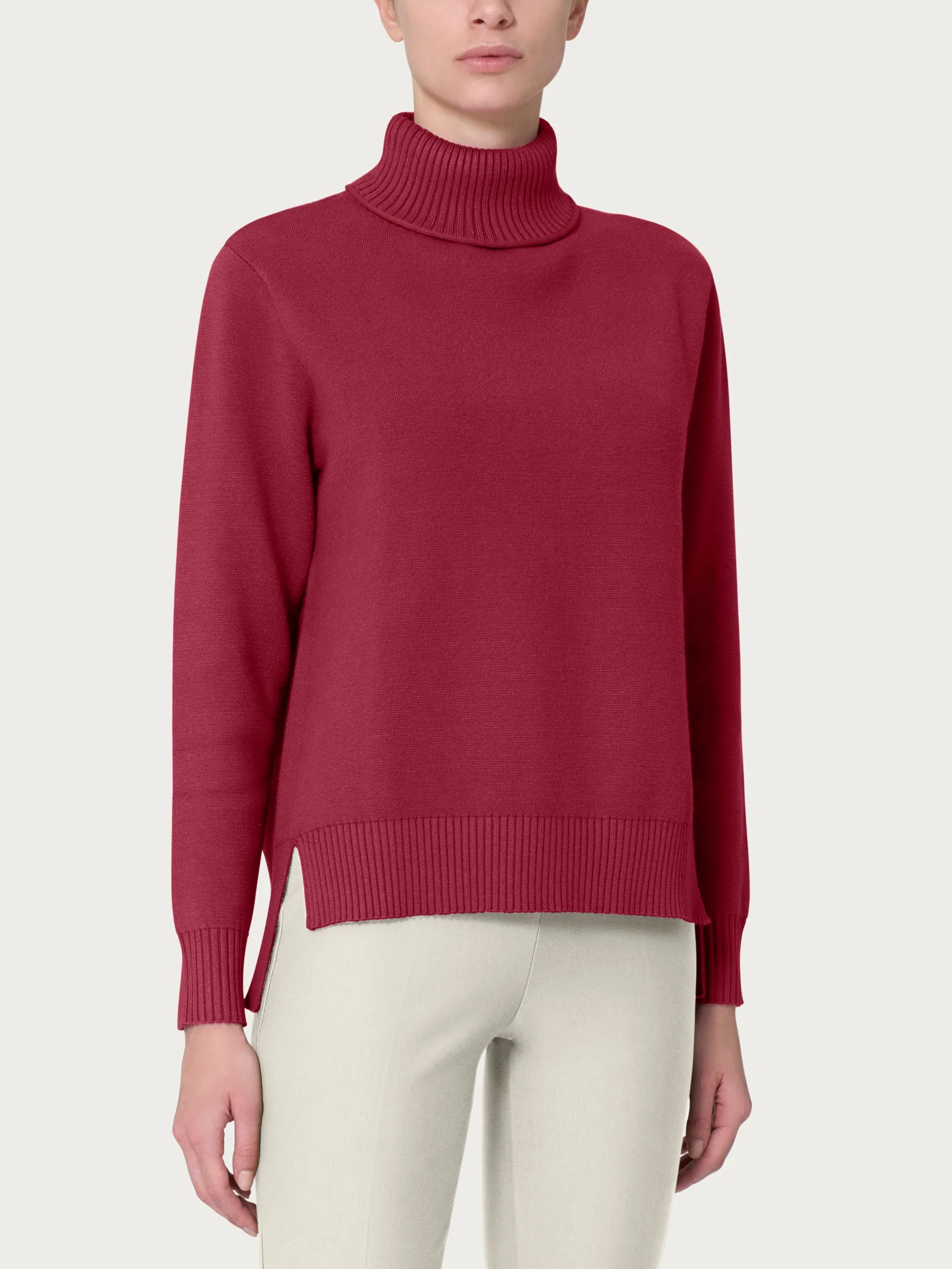 Dolcevita asimmetrico in Super Soft - Tibetan Red