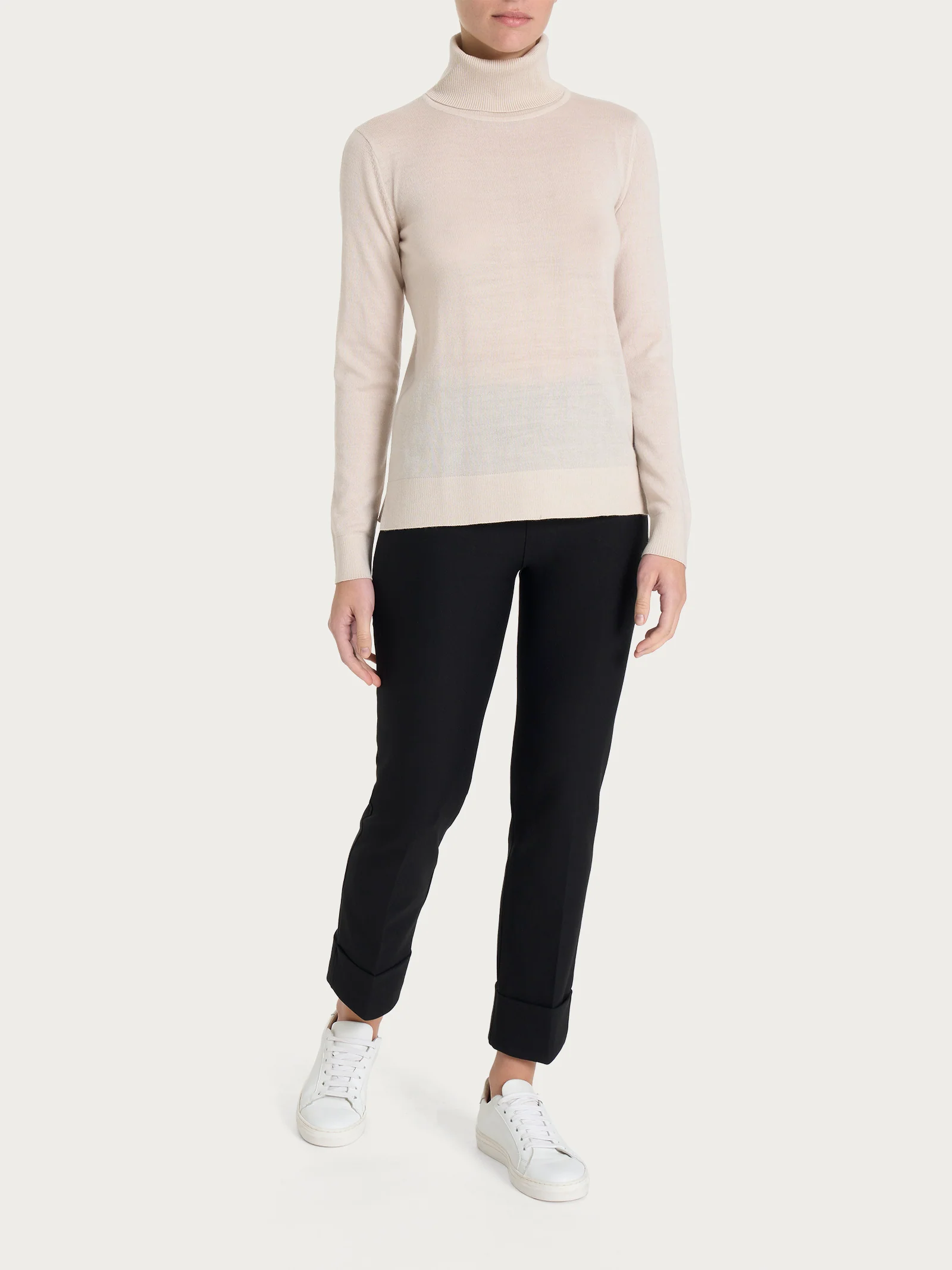 Dolcevita in Merino Soft - Reflecting Pond - Image 3