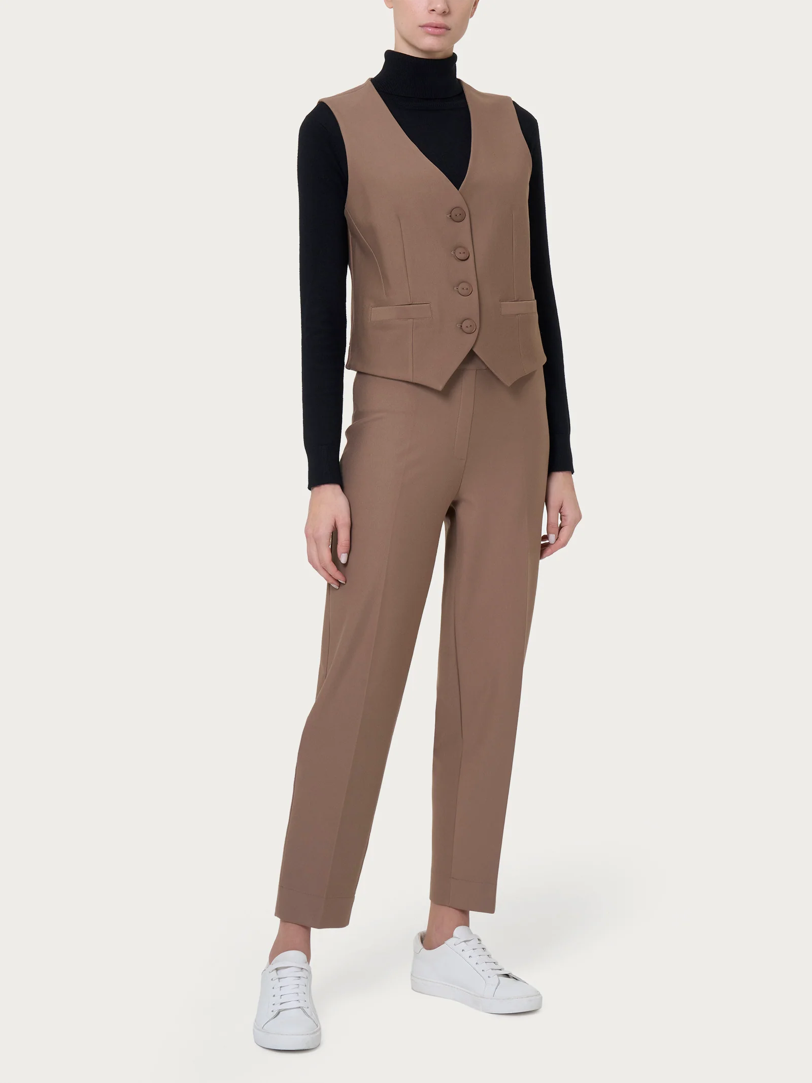 Gilet con quattro bottoni in Compact - Nero - Image 3