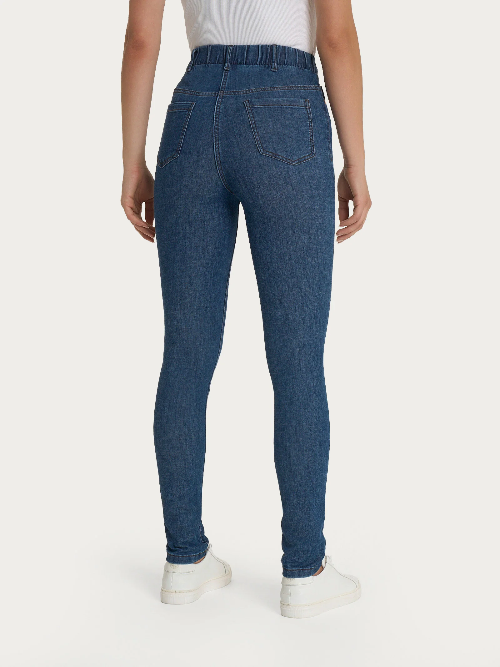 Jeans a 5 tasche in Light Denim - Jeans - Image 4