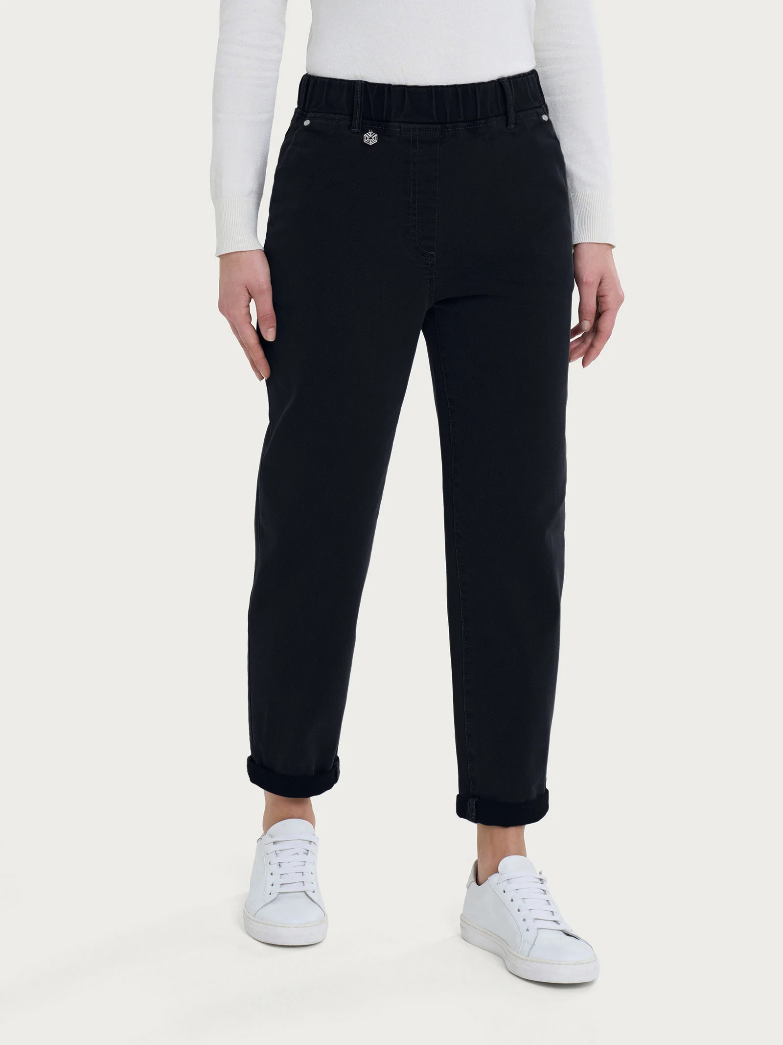 Jeans a carota con tasche in Super Denim - Nero