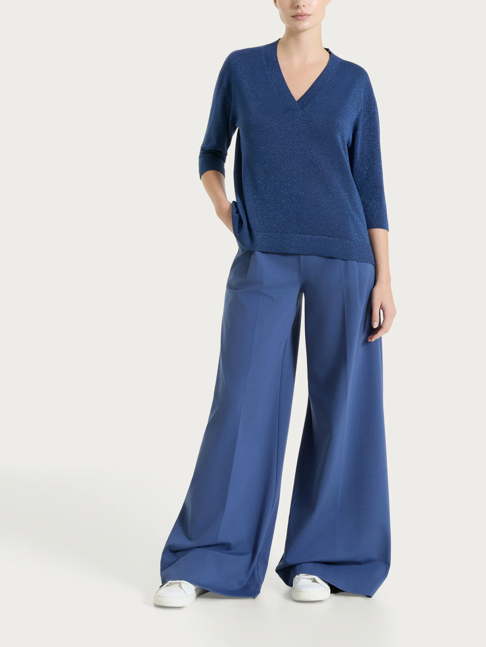 Maglia con scollo a V in Lurex Summertime - Oceana - Image 5