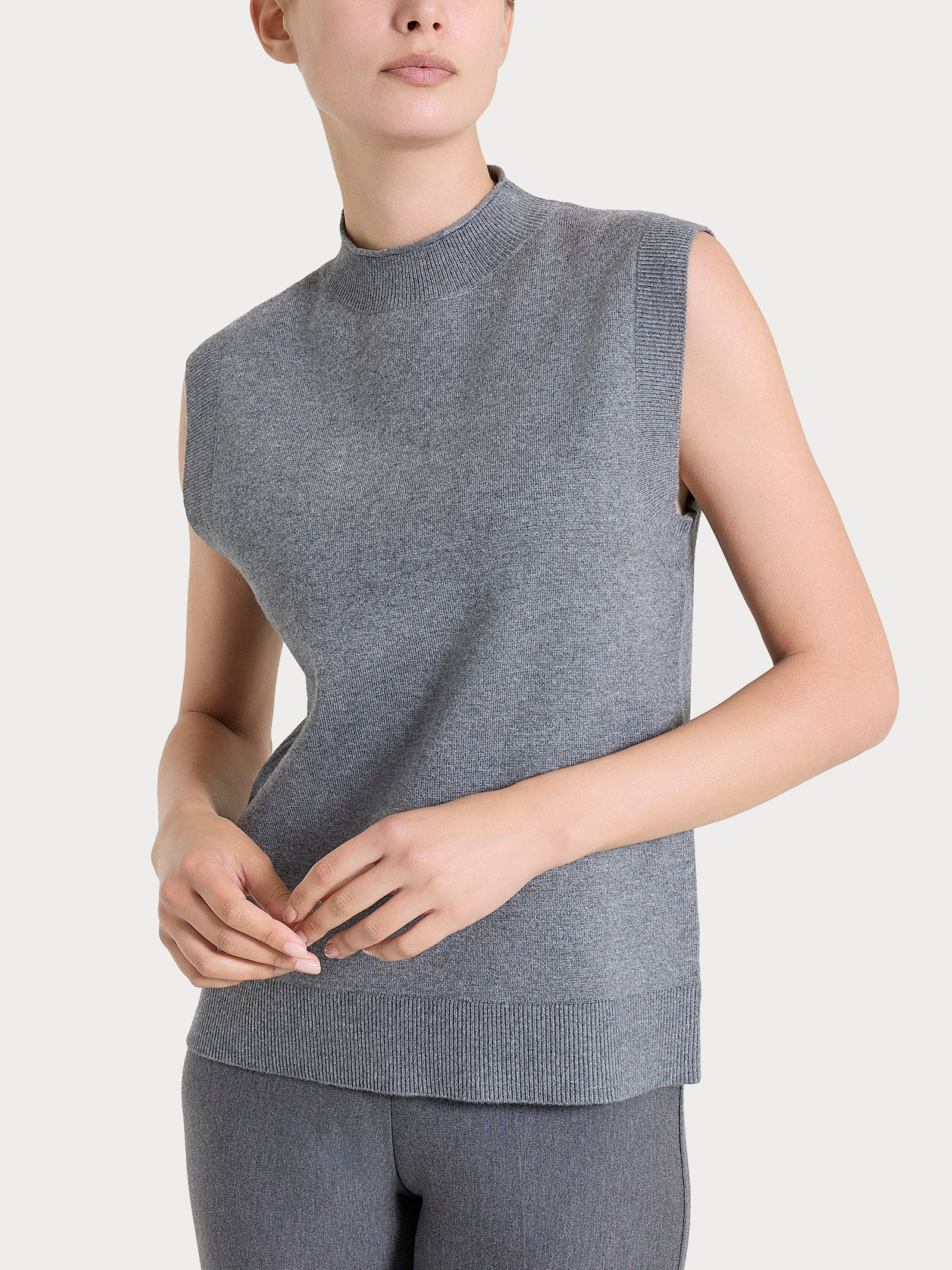 Maglia smanicata in Super Soft - Ferro Mel.