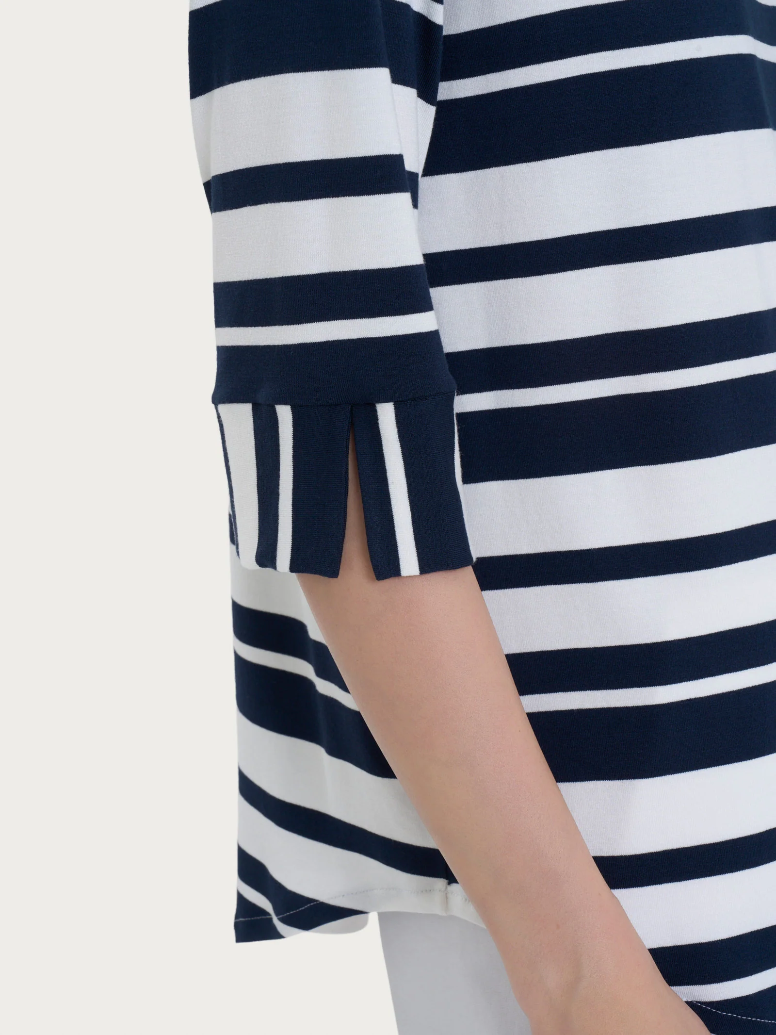 Maglietta a stripes alternate in Viscosa Summer  - Fant. Bleu Riga Alternata - Image 3