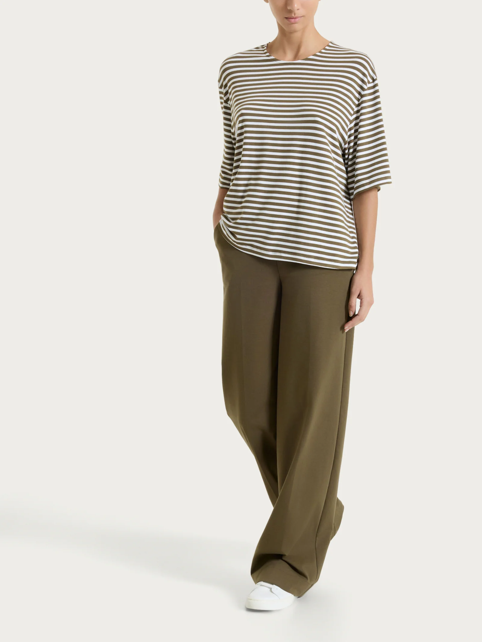 Maglietta boxy a righe in Viscosa Summer - Fant. Dark Olive riga pari - Image 5