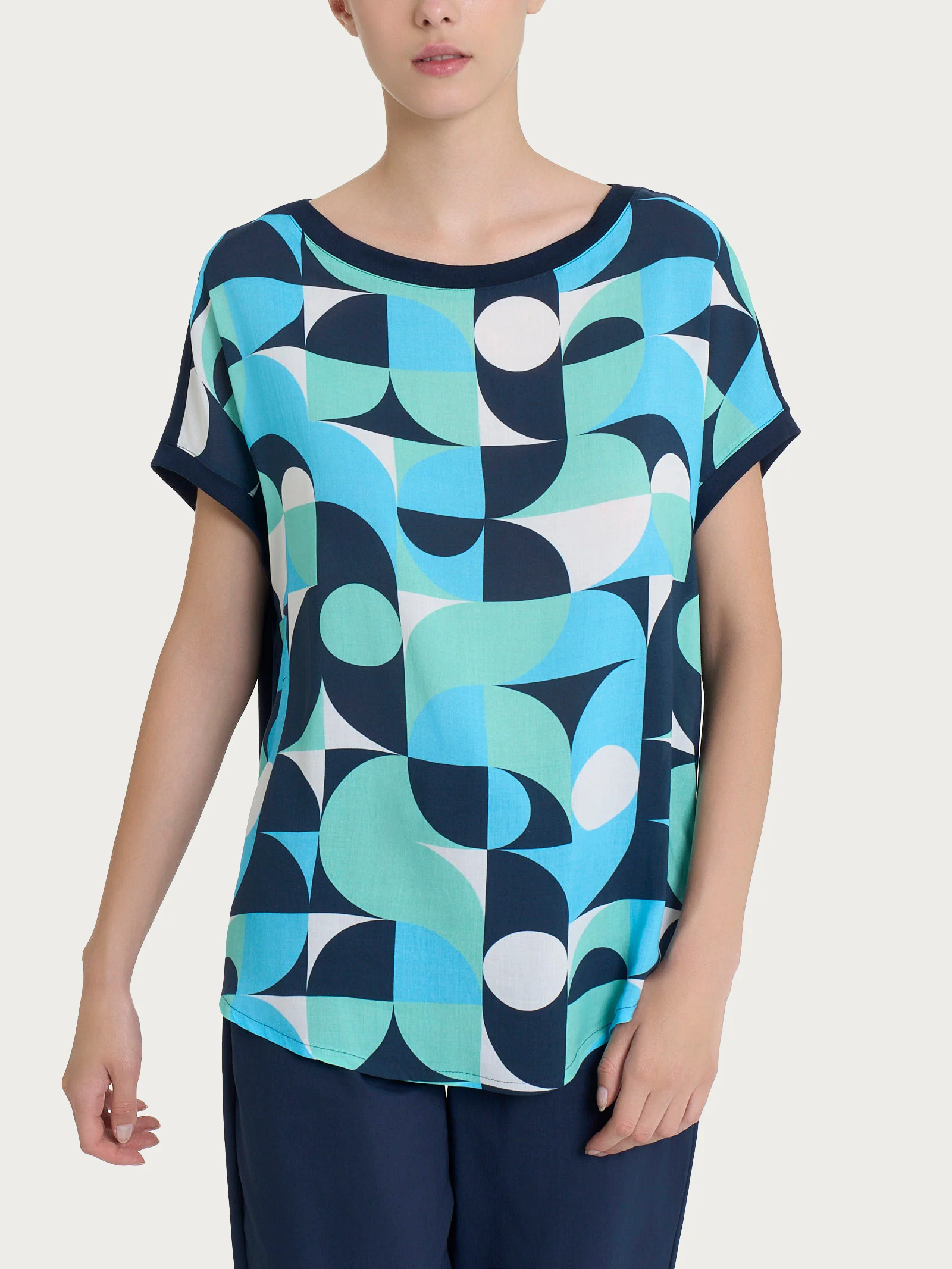 Maglietta con geometric pattern in Misto Viscosa - Fant. Pool Blue