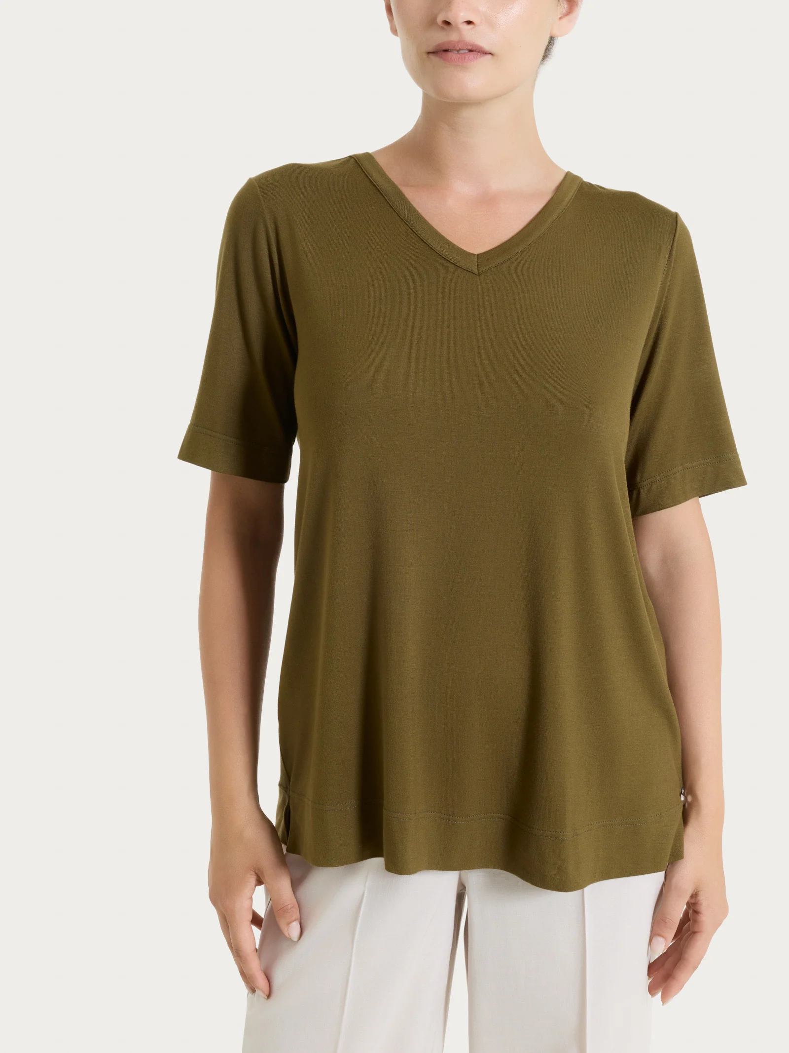 Maglietta con scollo a V in Viscosa Summer - Dark Olive
