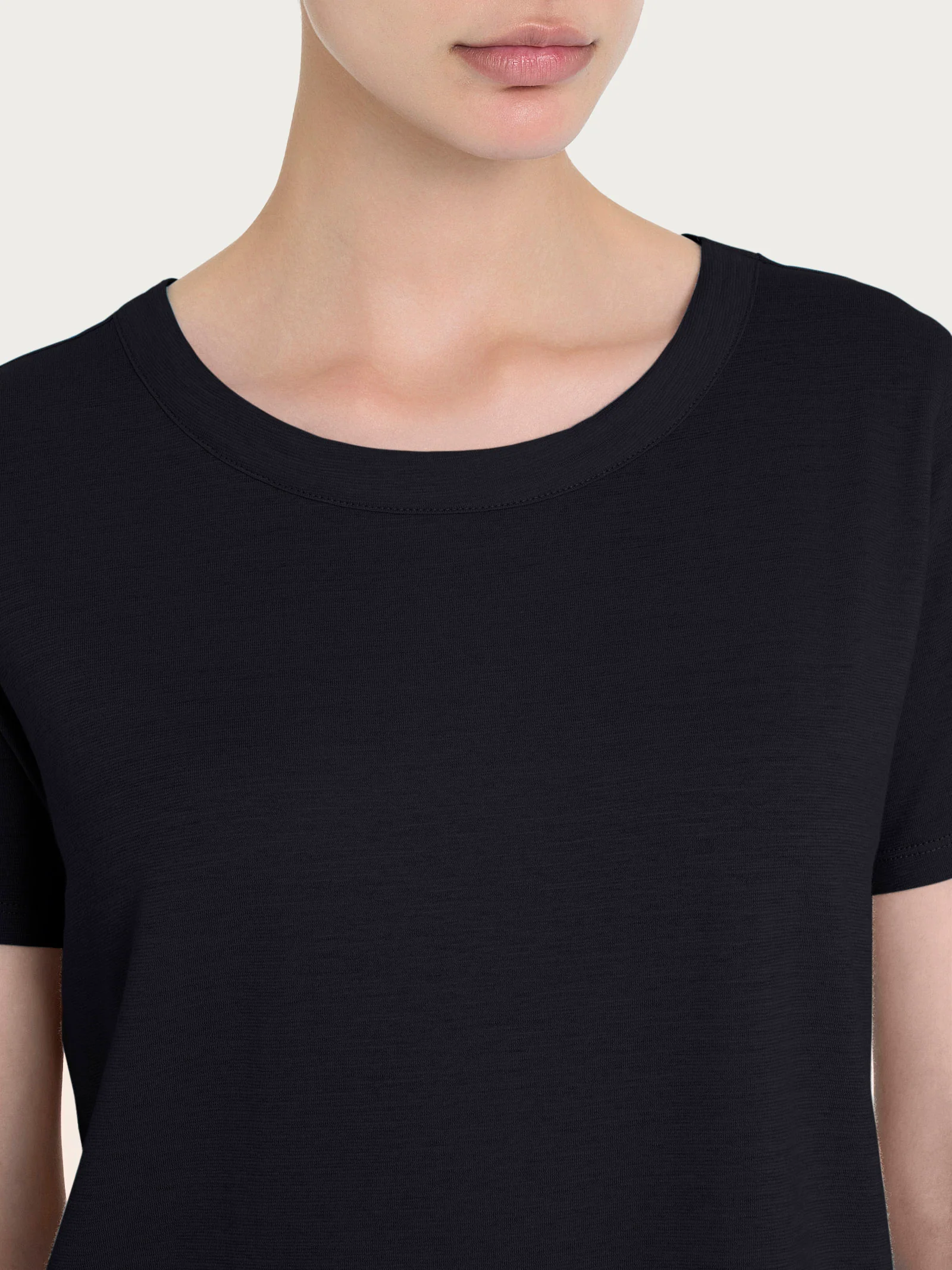 Maglietta girocollo in slub jersey di cotone - Nero - Image 4