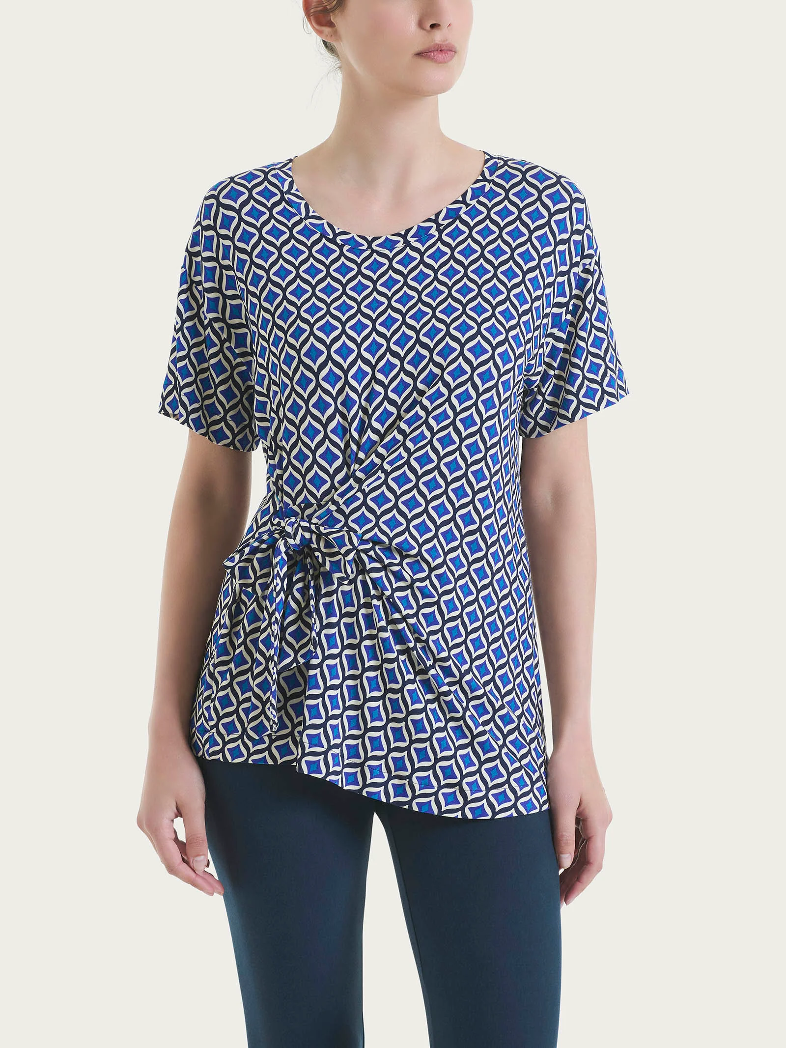 Maglietta in fantasia con nodo in Viscosa Summer - Fant. Galaxy Blue