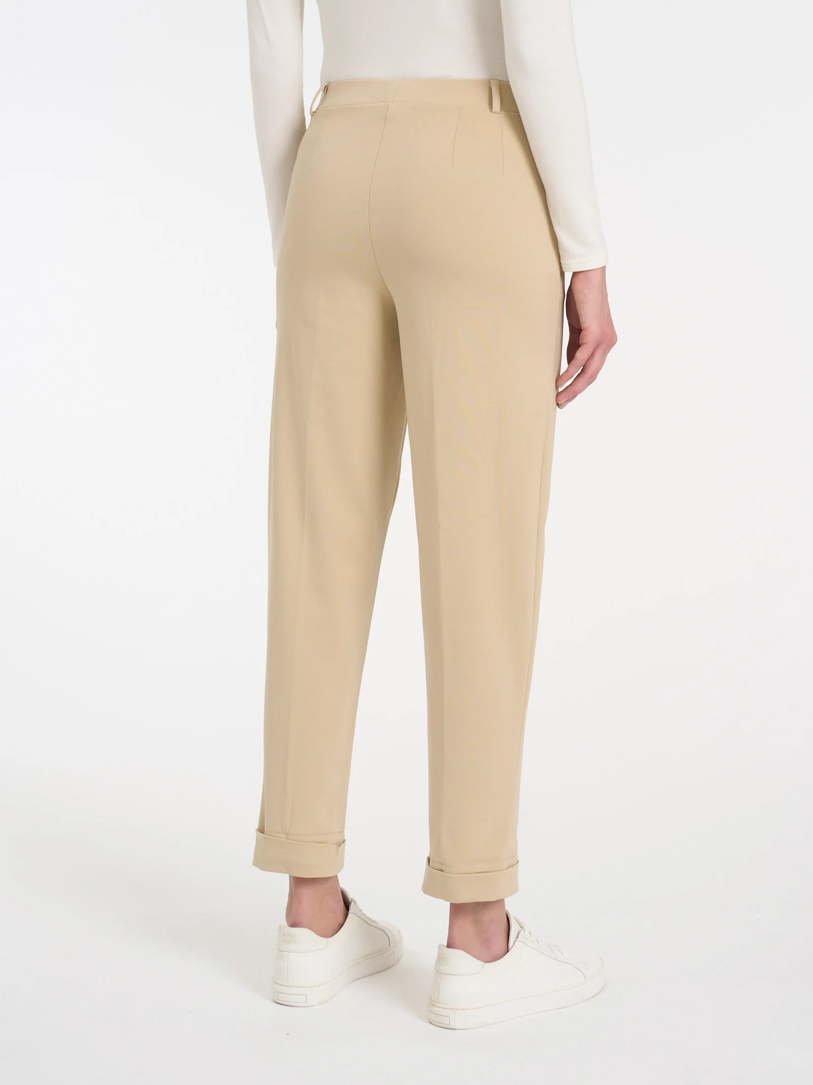 Pantalone a carota con tasche in Compact Light - Irish Cream - Image 3
