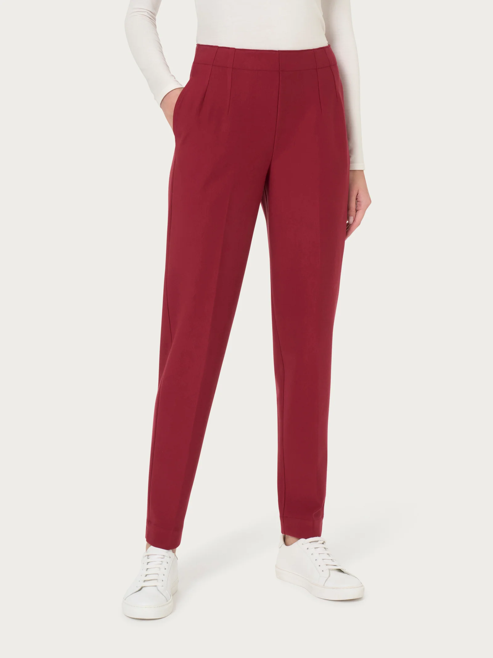 Pantalone a carota con tasche in tessuto Compact - Tibetan Red
