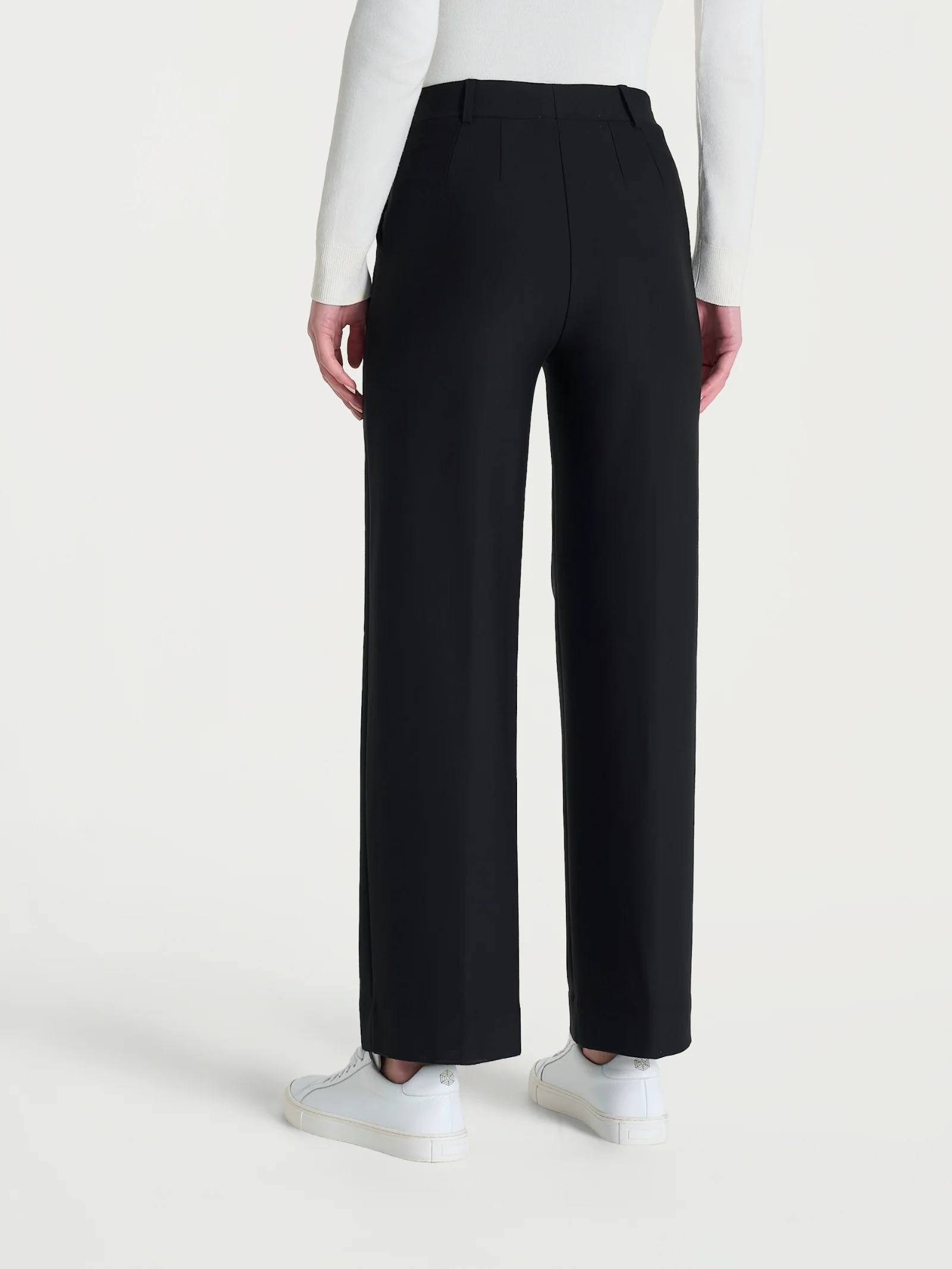 Pantalone ampio alla caviglia in Compact - Nero - Image 2