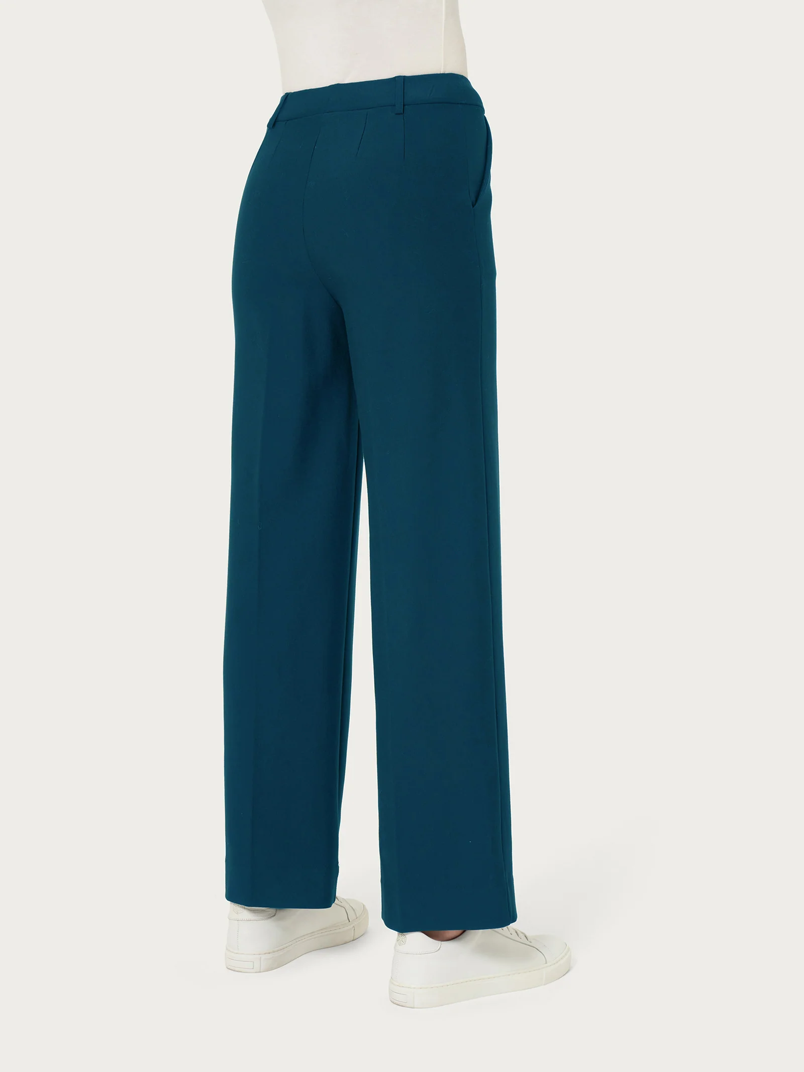 Pantalone ampio alla caviglia in Compact - Reflecting Pond - Image 2
