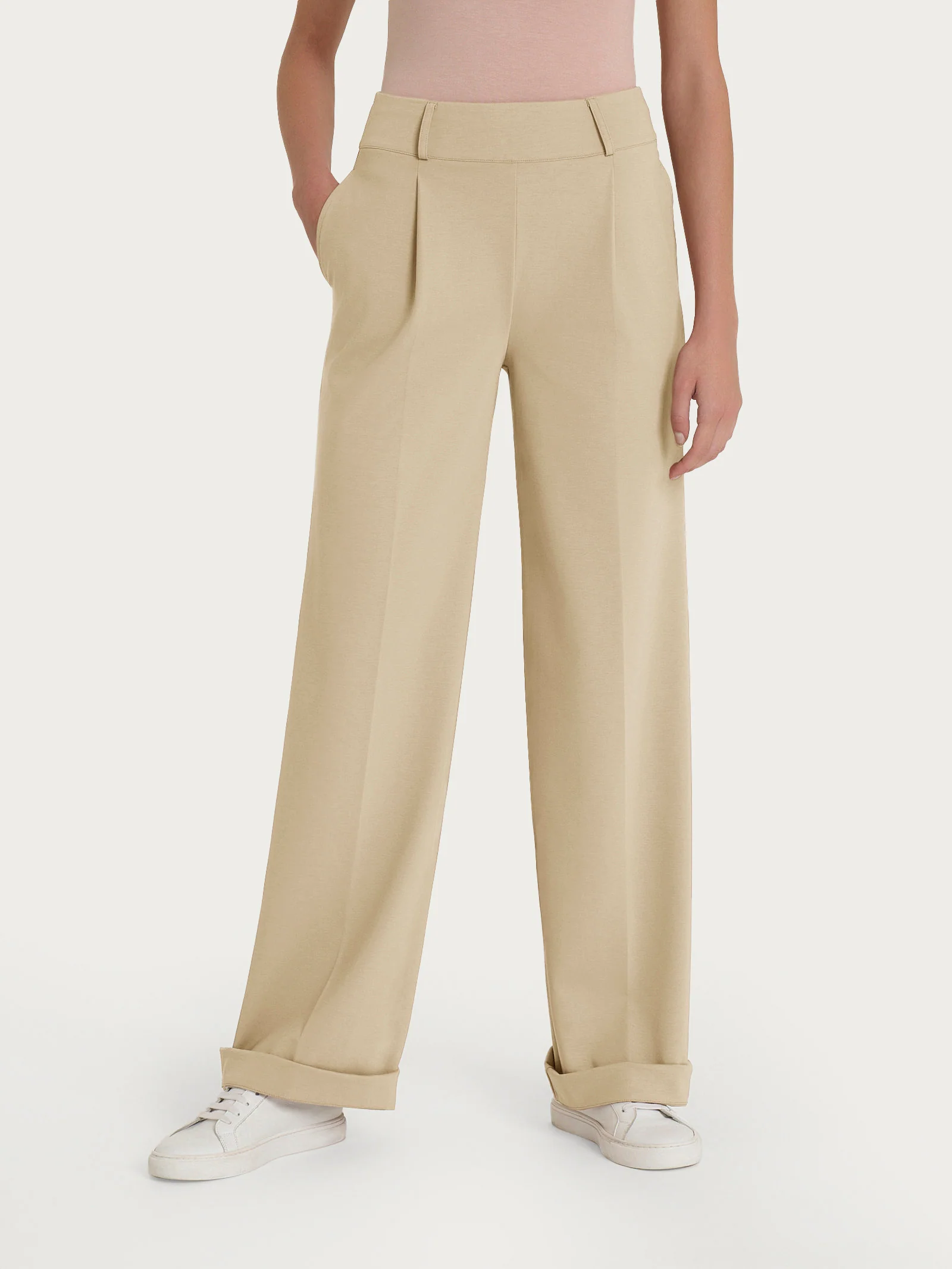 Pantalone ampio con tasche e pinces in Compact Light - Irish Cream