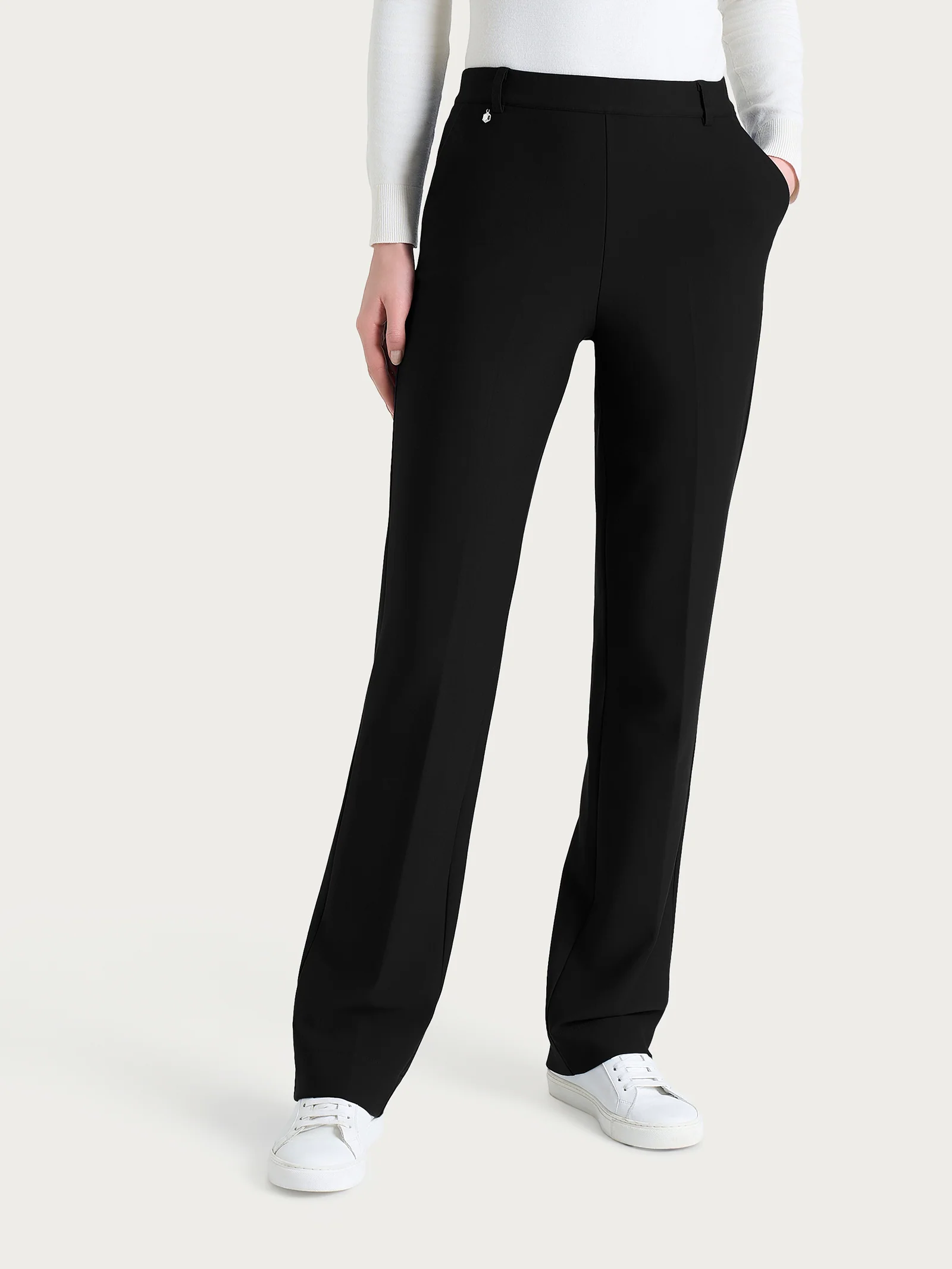 Pantalone ampio con tasche e risvolto in Compact - Nero