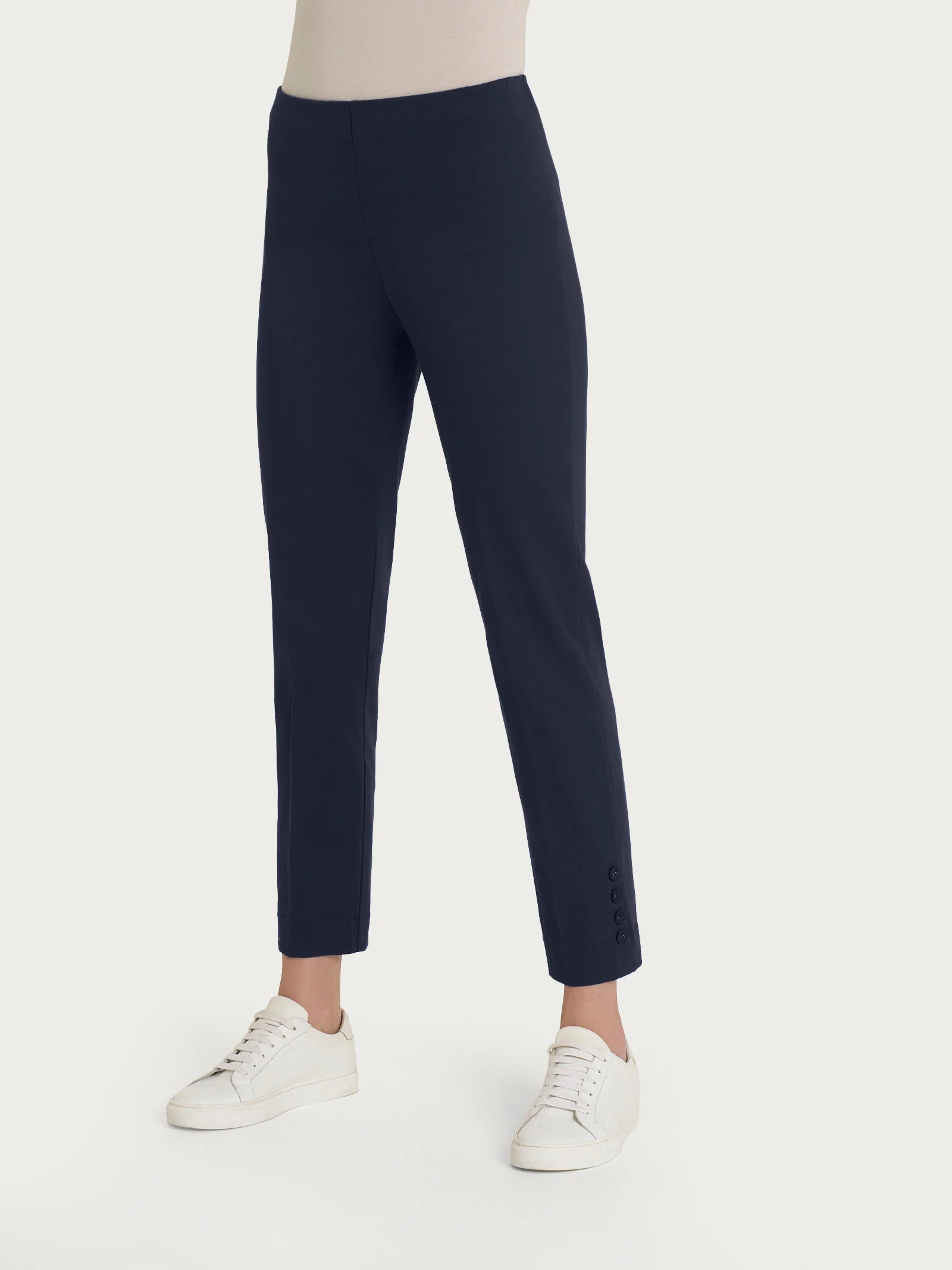 Pantalone capri con bottoni in Satin Power - Bleu