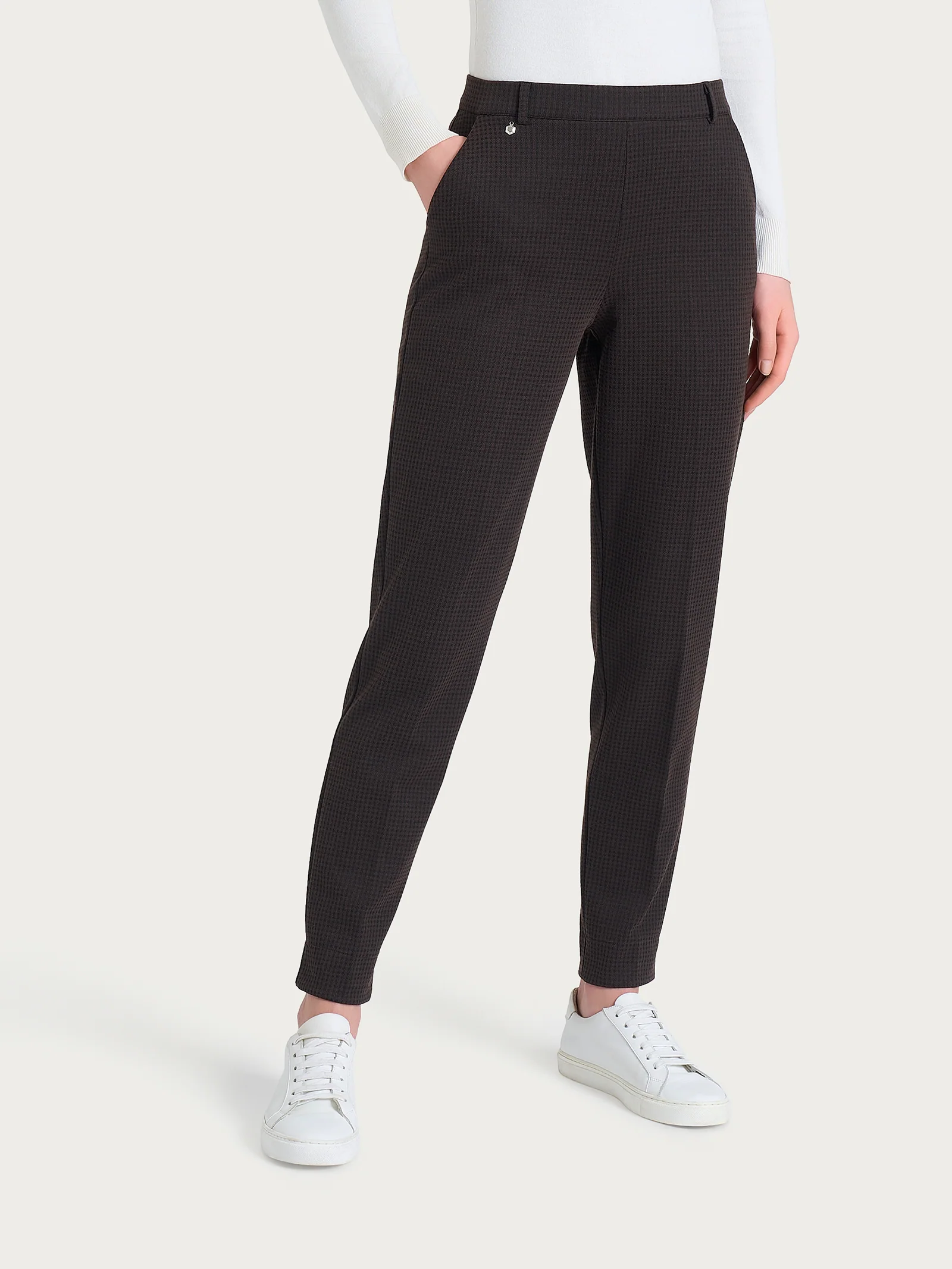Pantalone chino slim con tasche e micro check in Eco Jacquard - Fant. Chocolate Torte