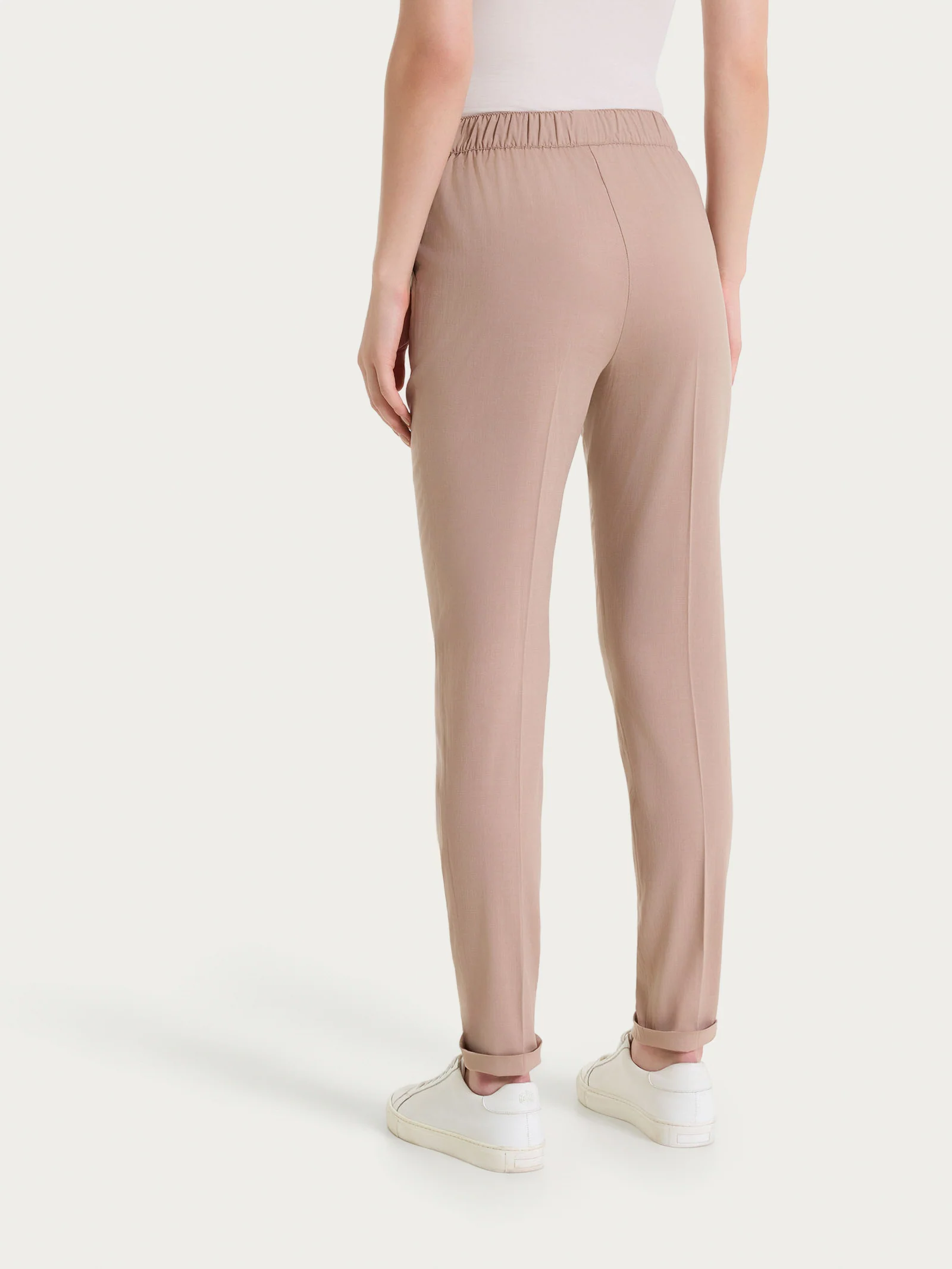 Pantalone chino slim con tasche in Super Natural - Warm Taupe - Image 5