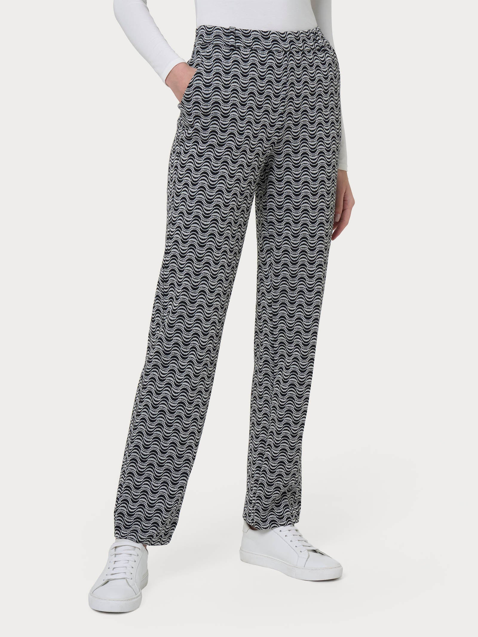 Pantalone dritto con tasche a onde in Eco Jacquard - Fant.Nero