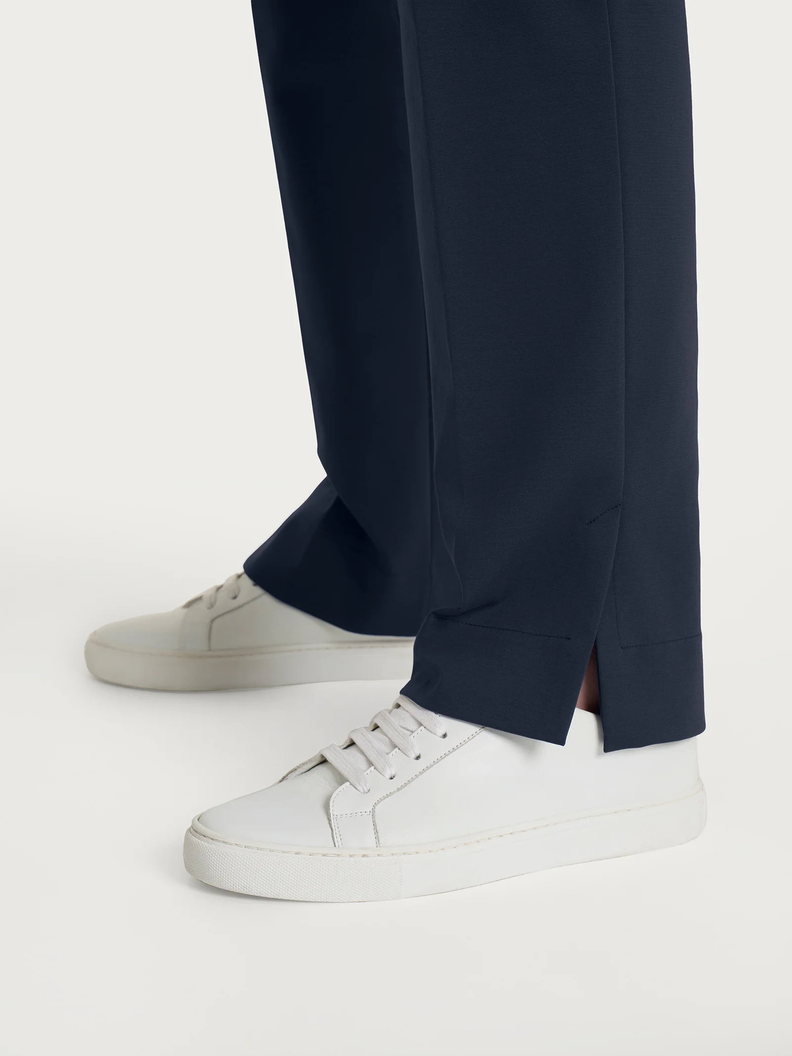 Pantalone dritto con tasche in Compact Light - Bleu - Image 3