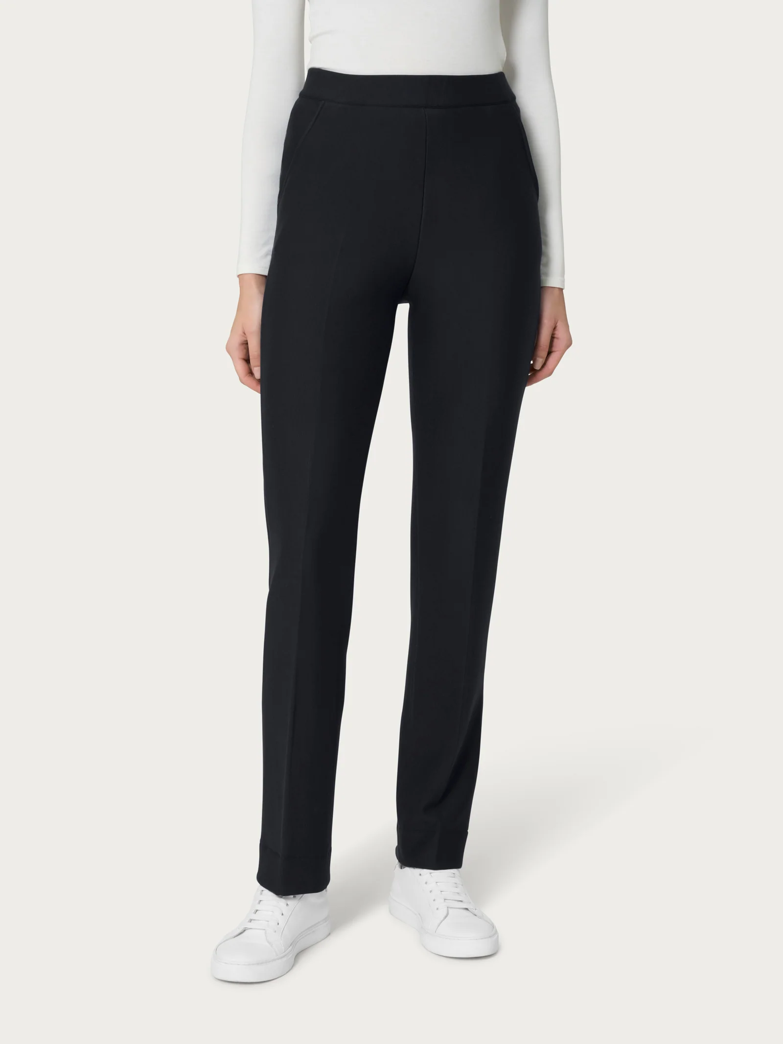 Pantalone dritto con tasche in Eco Techno Fleece - Nero