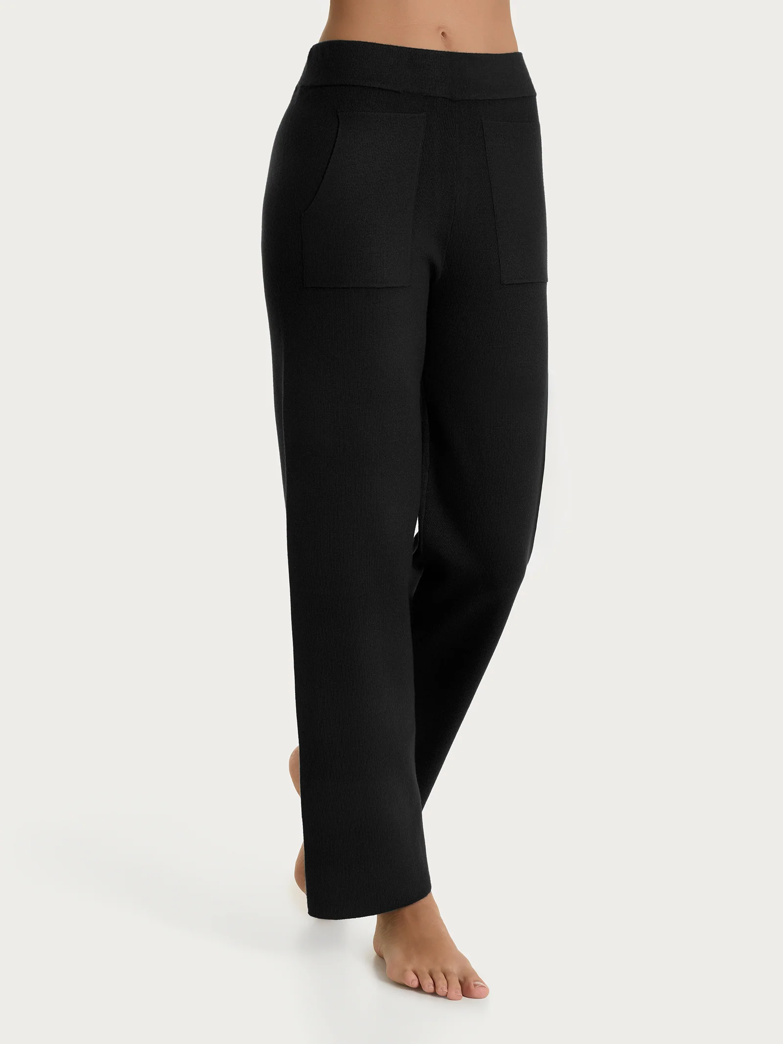 Pantalone dritto con tasche in Super Soft - Nero