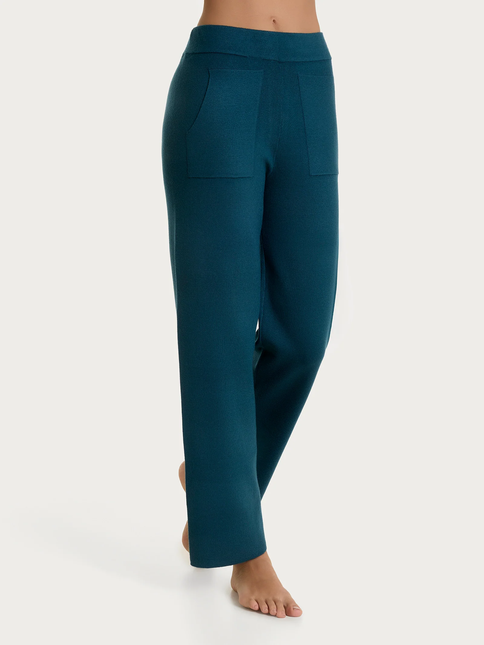 Pantalone dritto con tasche in Super Soft - Reflecting Pond