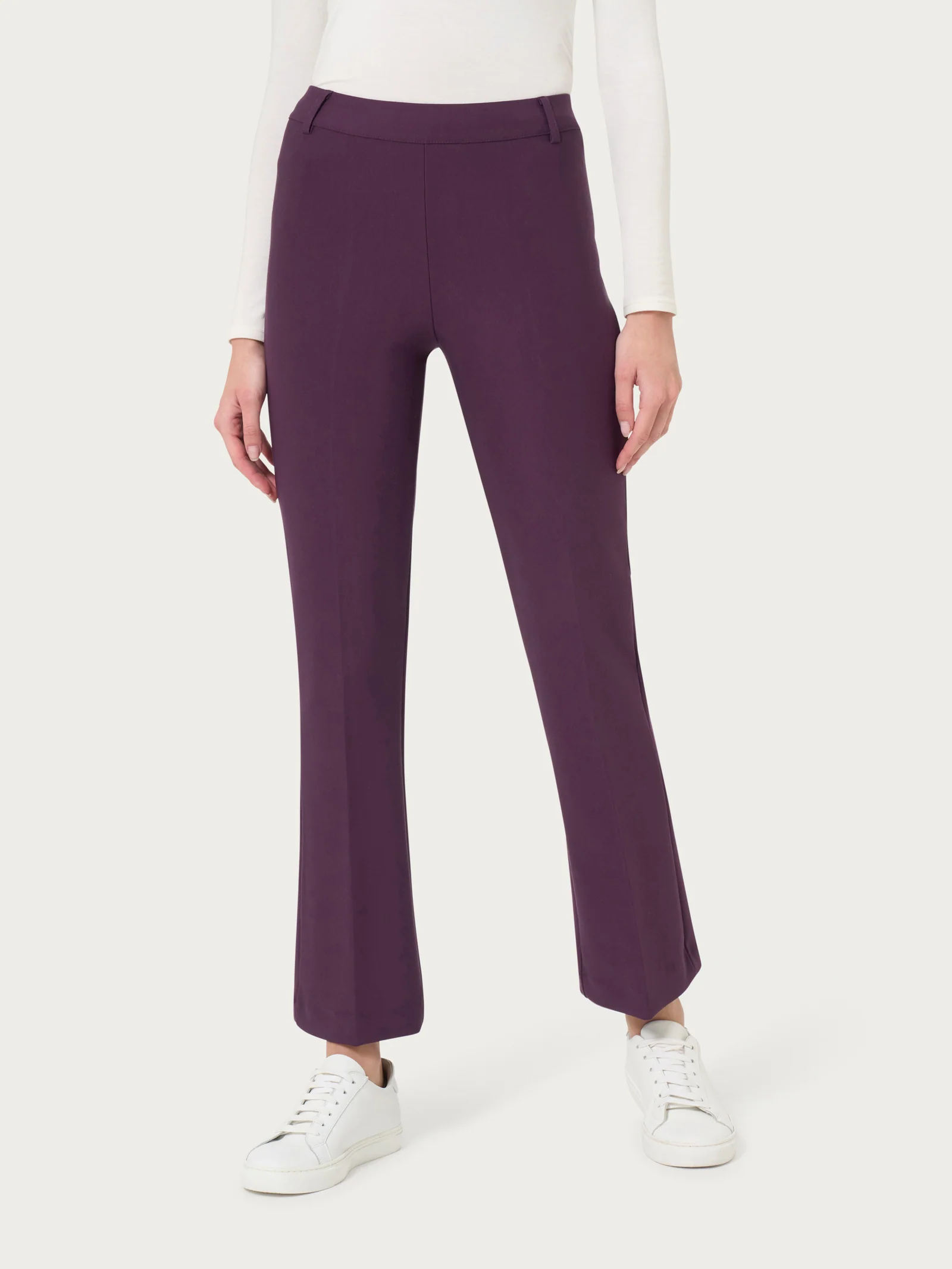 Pantalone flare alla caviglia in Compact - Plum Perfect