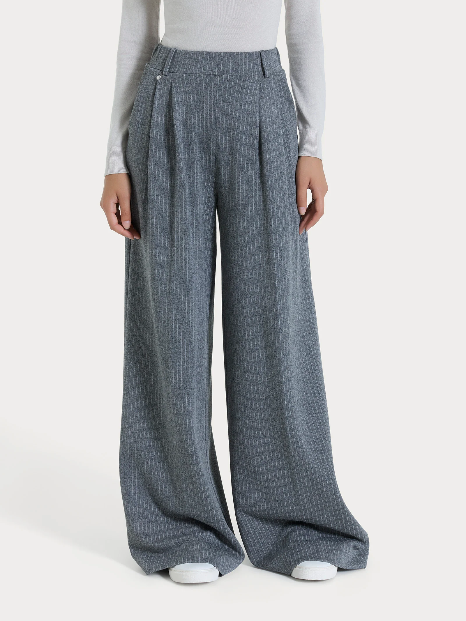 Pantalone gessato a palazzo con tasche e pinces in Eco Jacquard - Fant.Ardesia Mel.