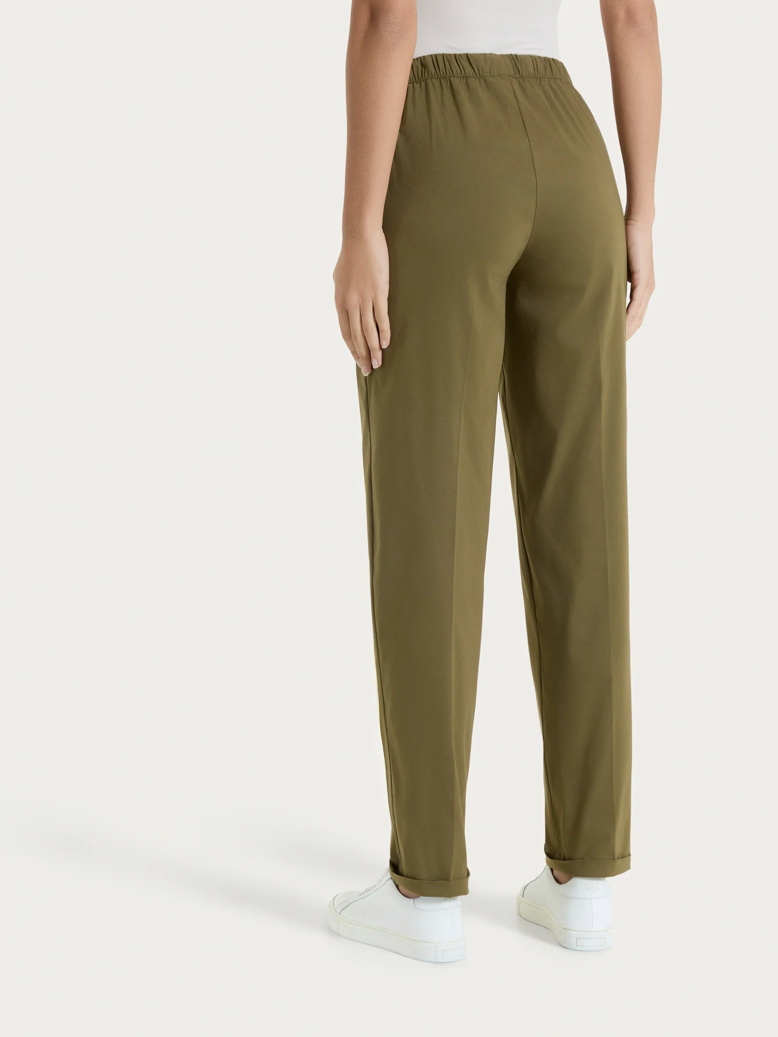 Pantalone jogger con tasche in Super Fresh - Dark Olive - Image 4