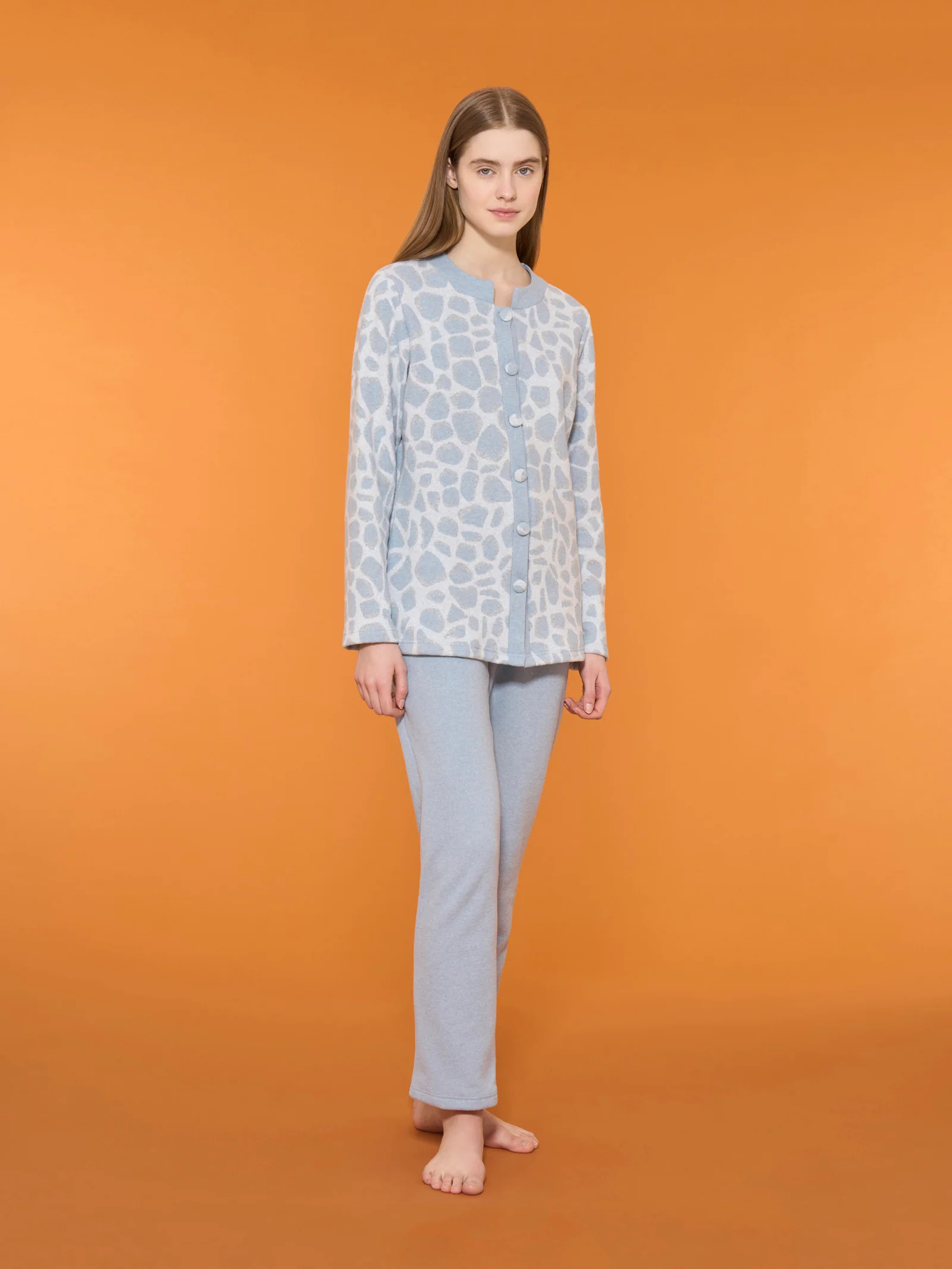 Pigiama aperto con fantasia animalier in cotton eco pile - Fant.Nebbia