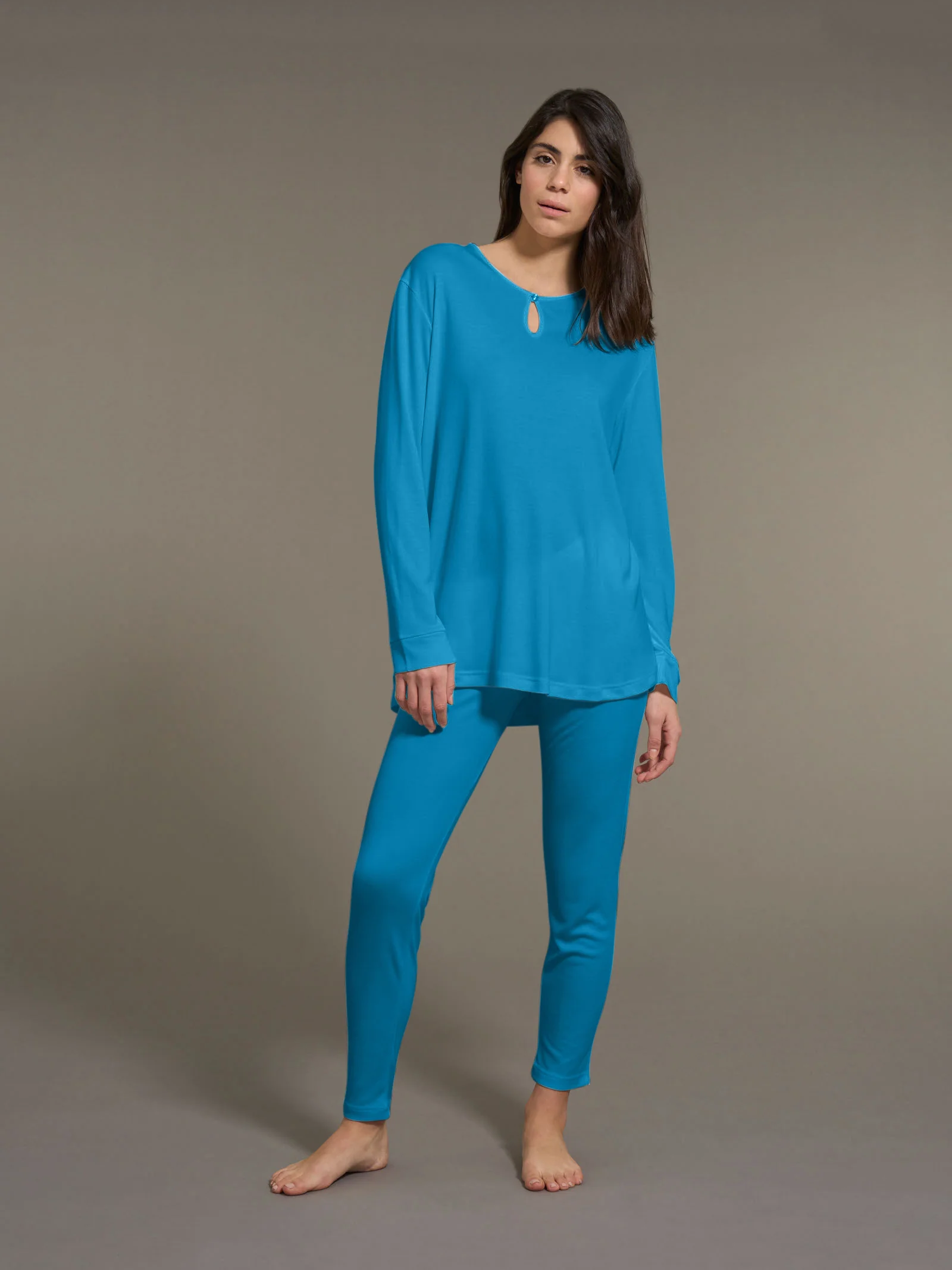 Pigiama con scollo a goccia in interlock micromodal - Vallarta Blue