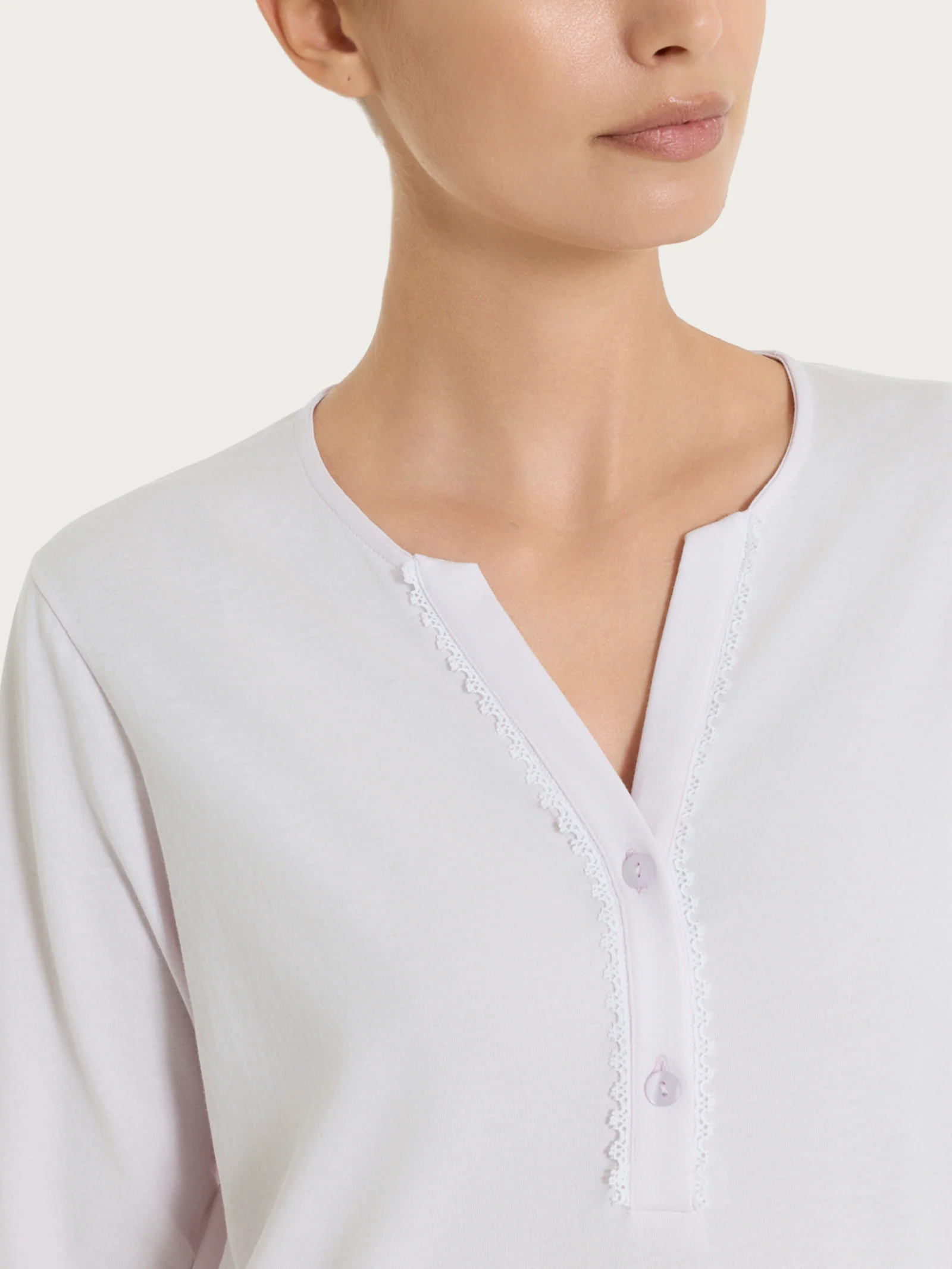 Pigiama lungo con pizzo e collo a serafino in Jersey di Cotone - Orchid Tint - Image 4