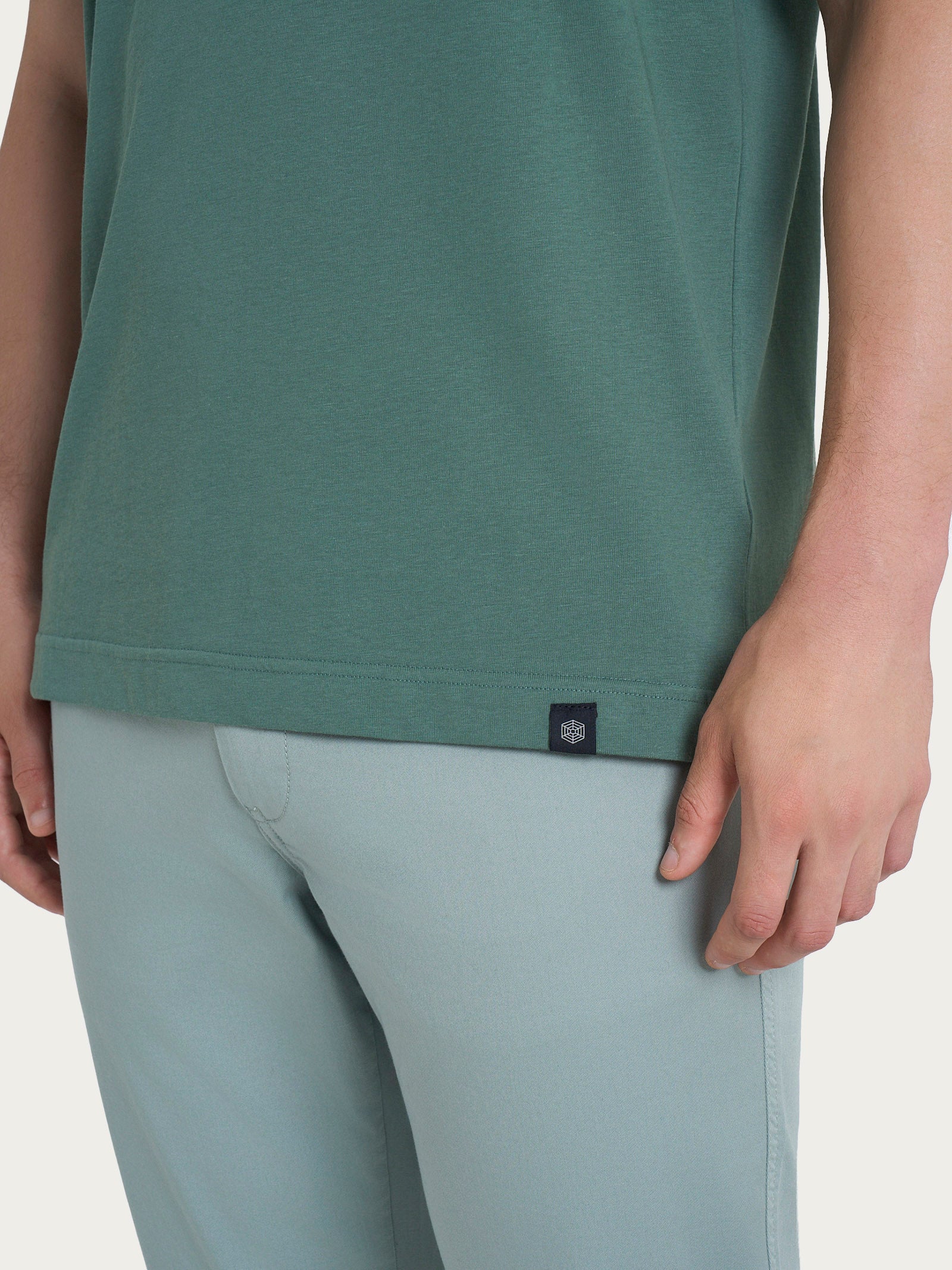 T-shirt girocollo con taschino in jersey di cotone - Dark Forest - Image 4