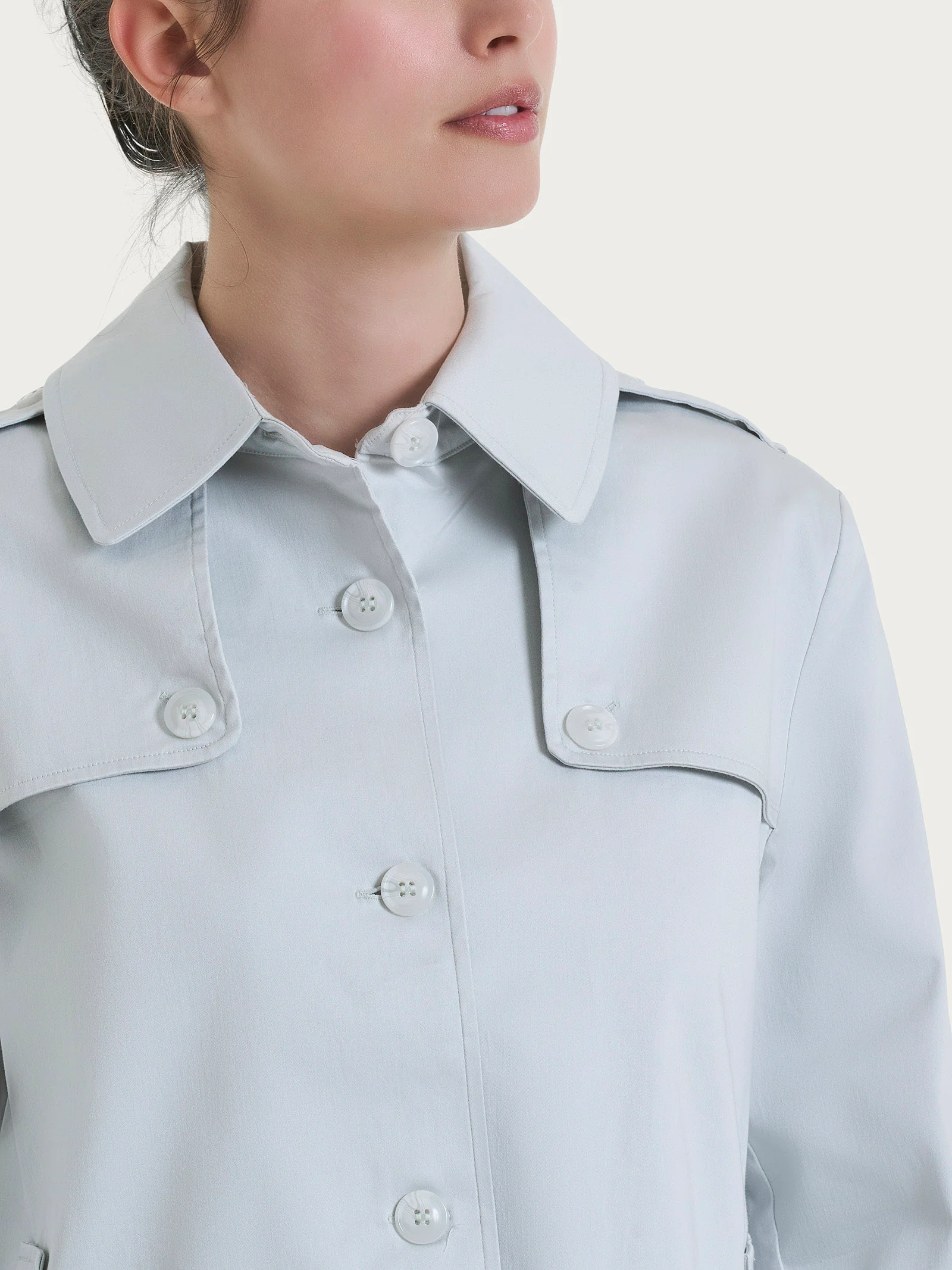 Trench corto in Satin Power WR - Dawn Blue - Image 3
